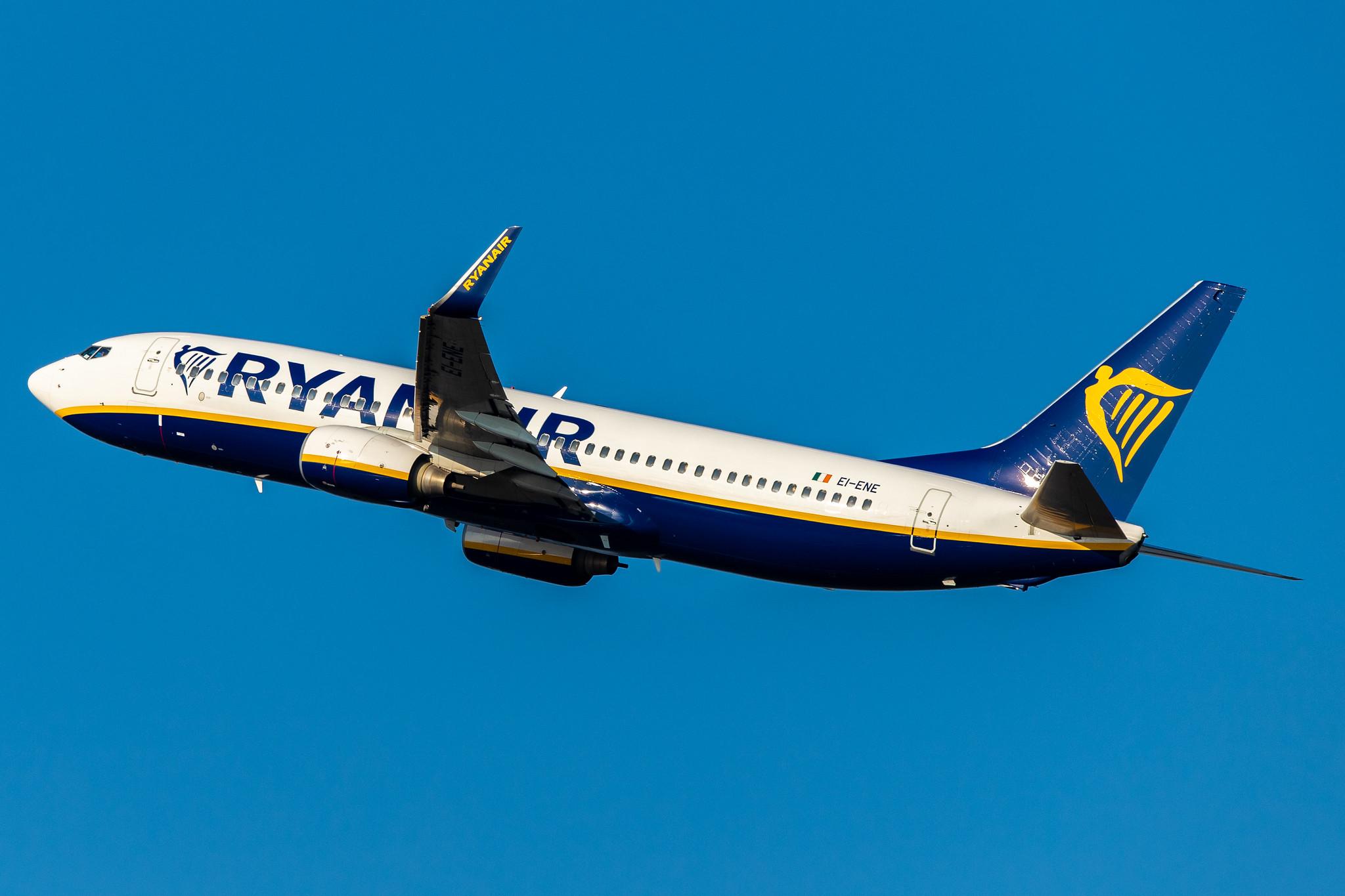 Köln Bonn Airport: Ryanair (FR / RYR) |  Boeing 737-8AS B738 | EI-ENE | MSN 34976