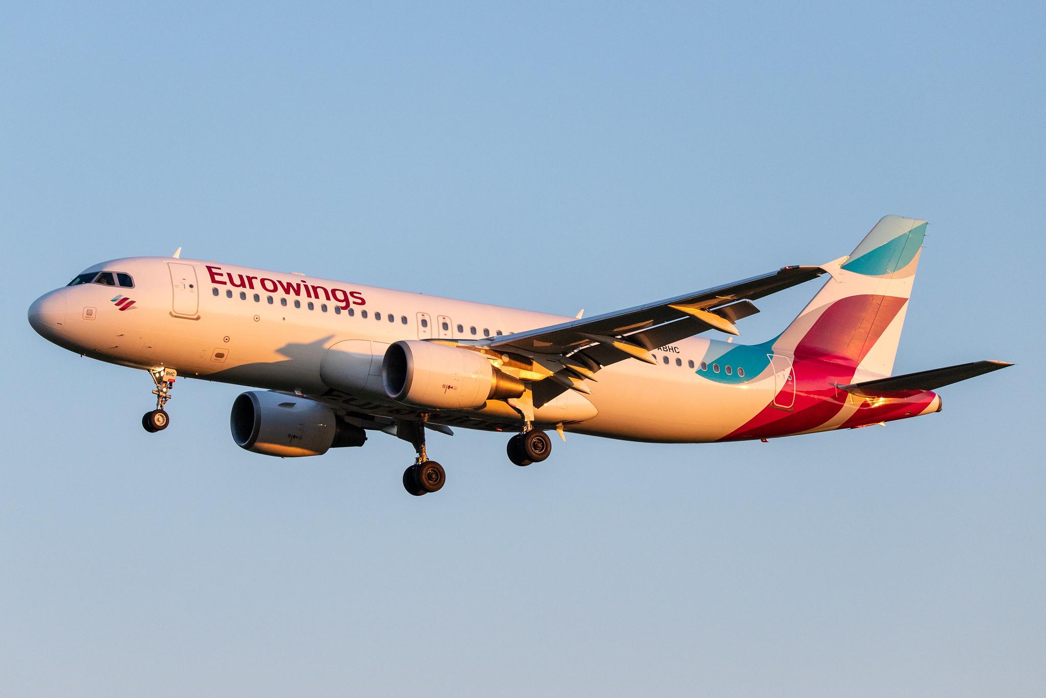 Hamburg Airport: Eurowings (EW / EWG) |  Airbus A320-214 A320 | D-ABHC | MSN 3594