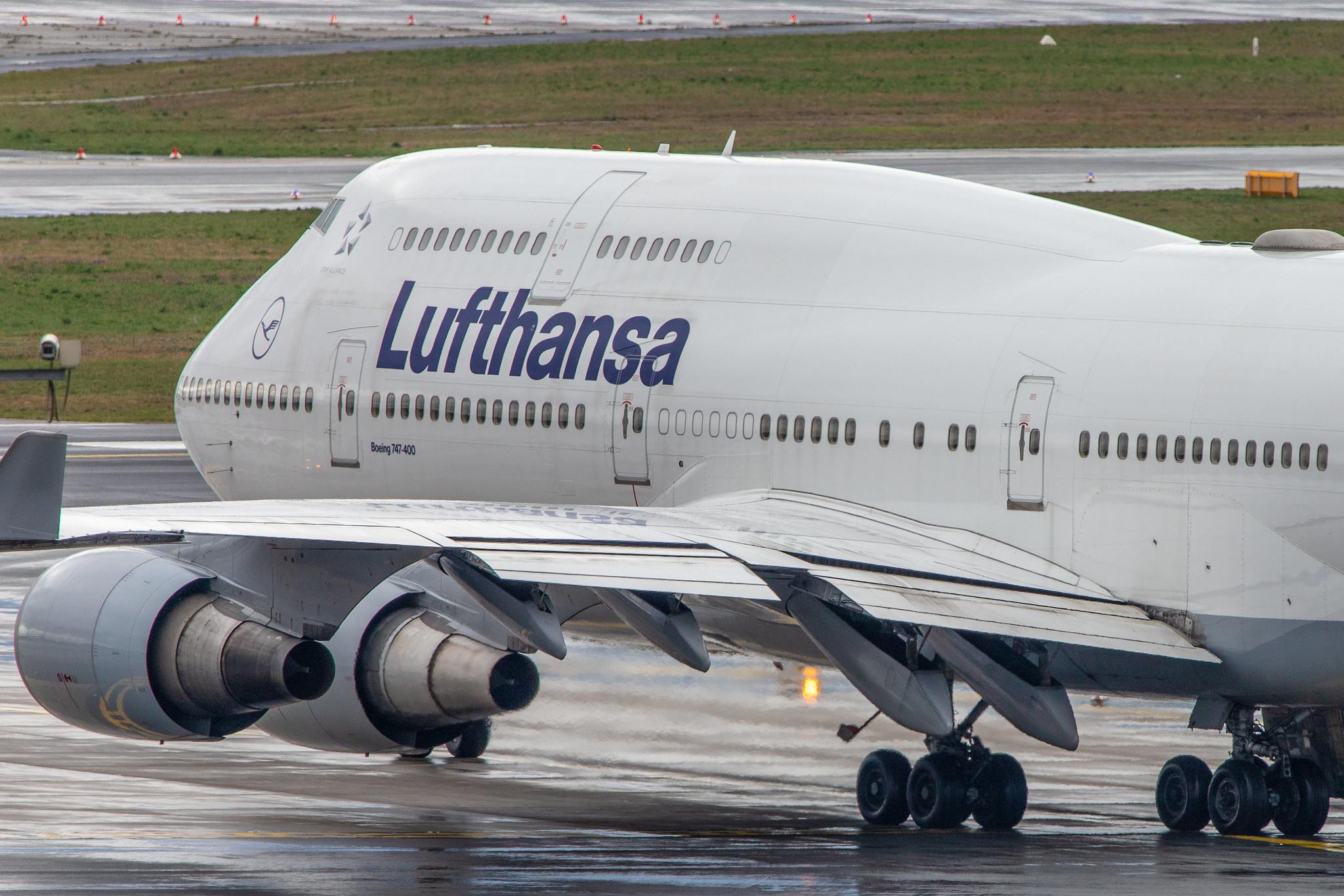 Frankfurt Airport: Lufthansa (LH / DLH) |  Boeing 747-430 B744 | D-ABTL | MSN 29872