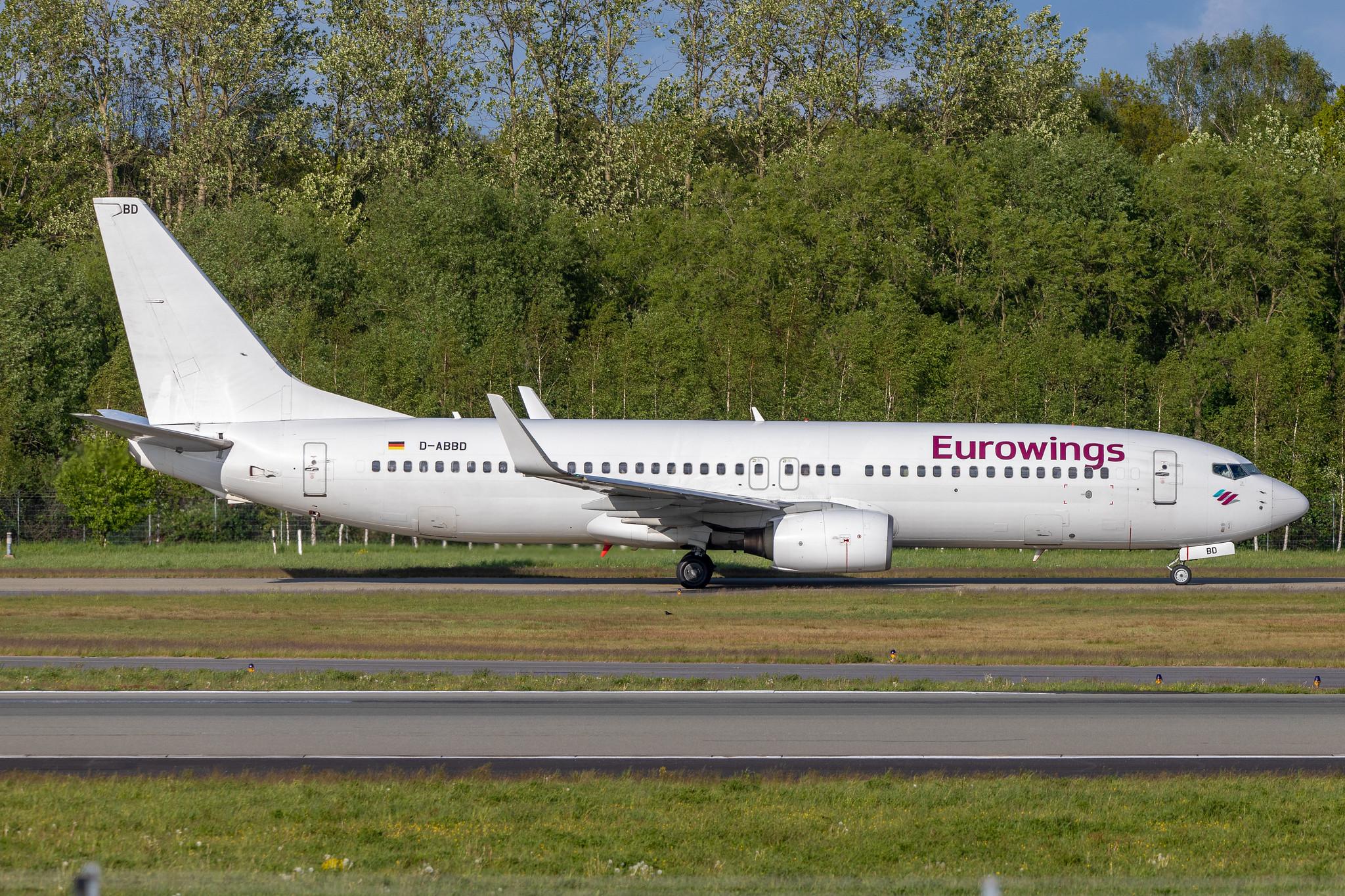 Hamburg Airport Eurowings Boeing 737-86J B738 D-ABBD operated by TUI fly MSN 30880