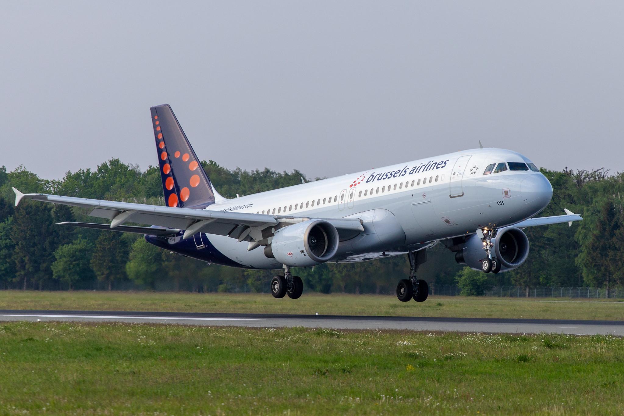 Hamburg Airport: Brussels Airlines (SN / BEL) |  Airbus A320-214 A320 | OO-TCH | MSN 1929