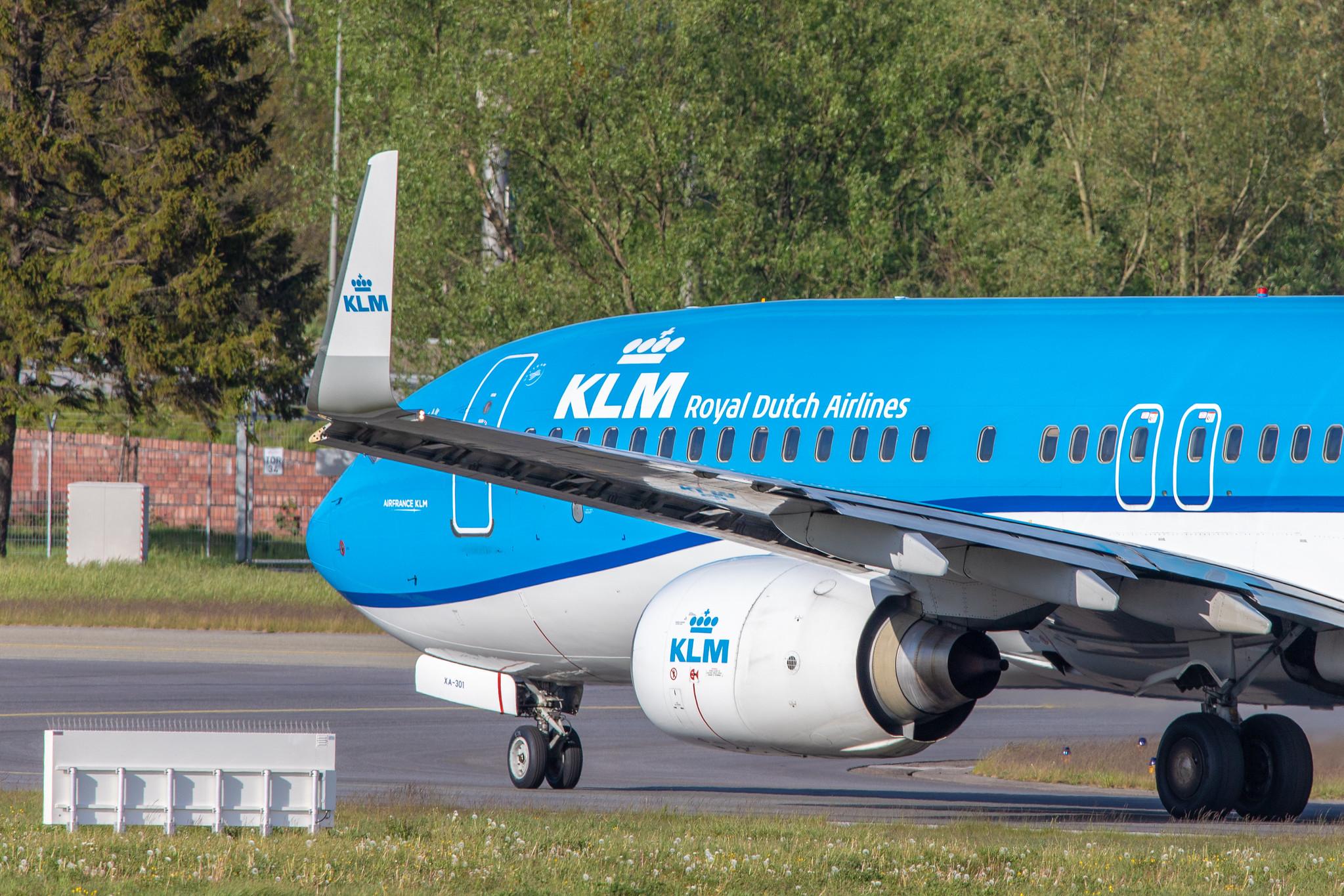 Hamburg Airport: KLM (KL / KLM) |  Boeing 737-8K2 B738 | PH-BXA | MSN 29131