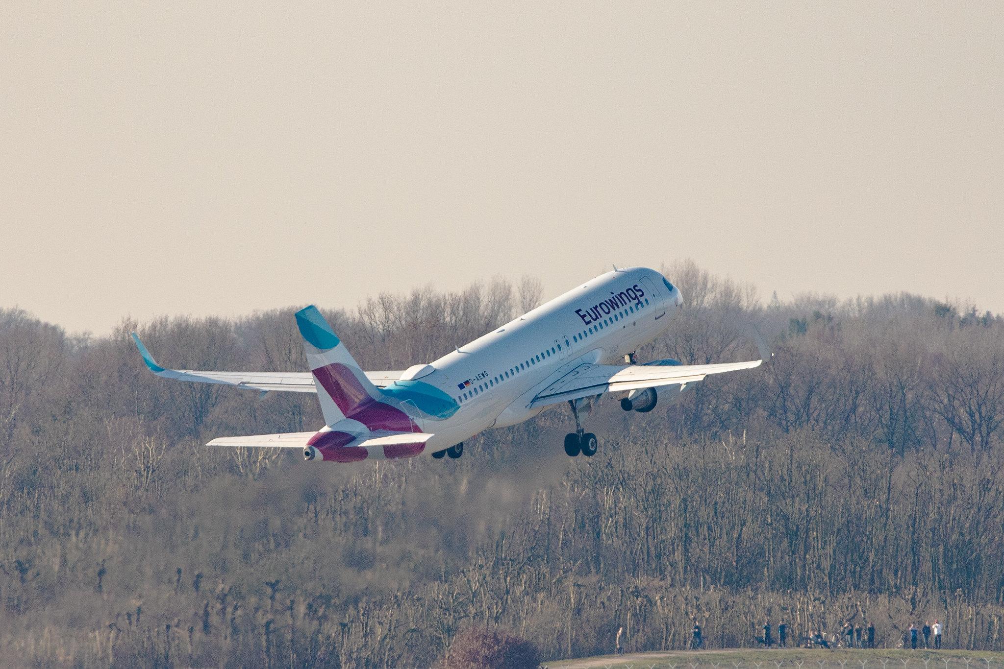 Hamburg Airport: Eurowings (EW / EWG) |  Livery: Visit Sweden/Göteborg Livery |  Airbus A320-214 A320 | D-AEWG | MSN 7121