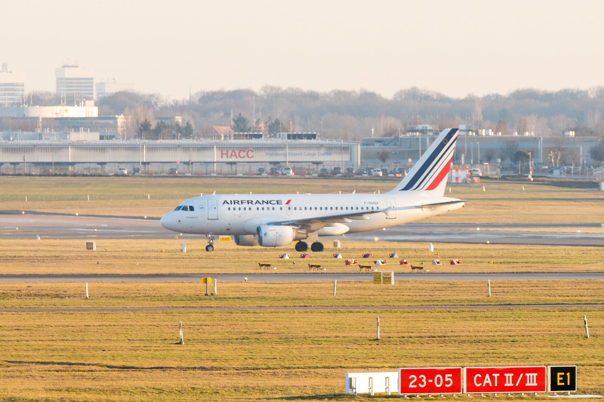 Hamburg Airport: Air France (AF / AFR) |  Airbus A318-111 A318 | F-GUGA | MSN 2035
