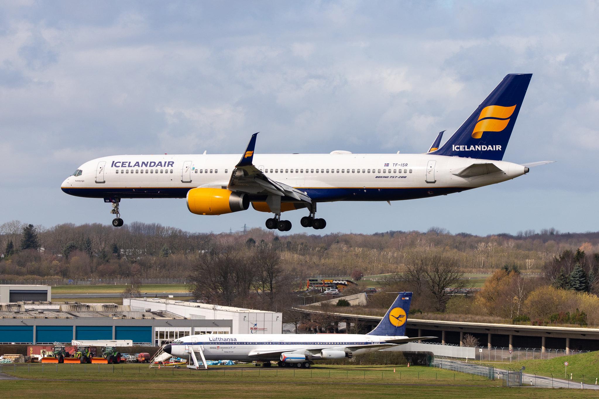 Hamburg Airport: Icelandair (FI / ICE) |  Boeing 757-256 B752 | TF-ISR | MSN 26248