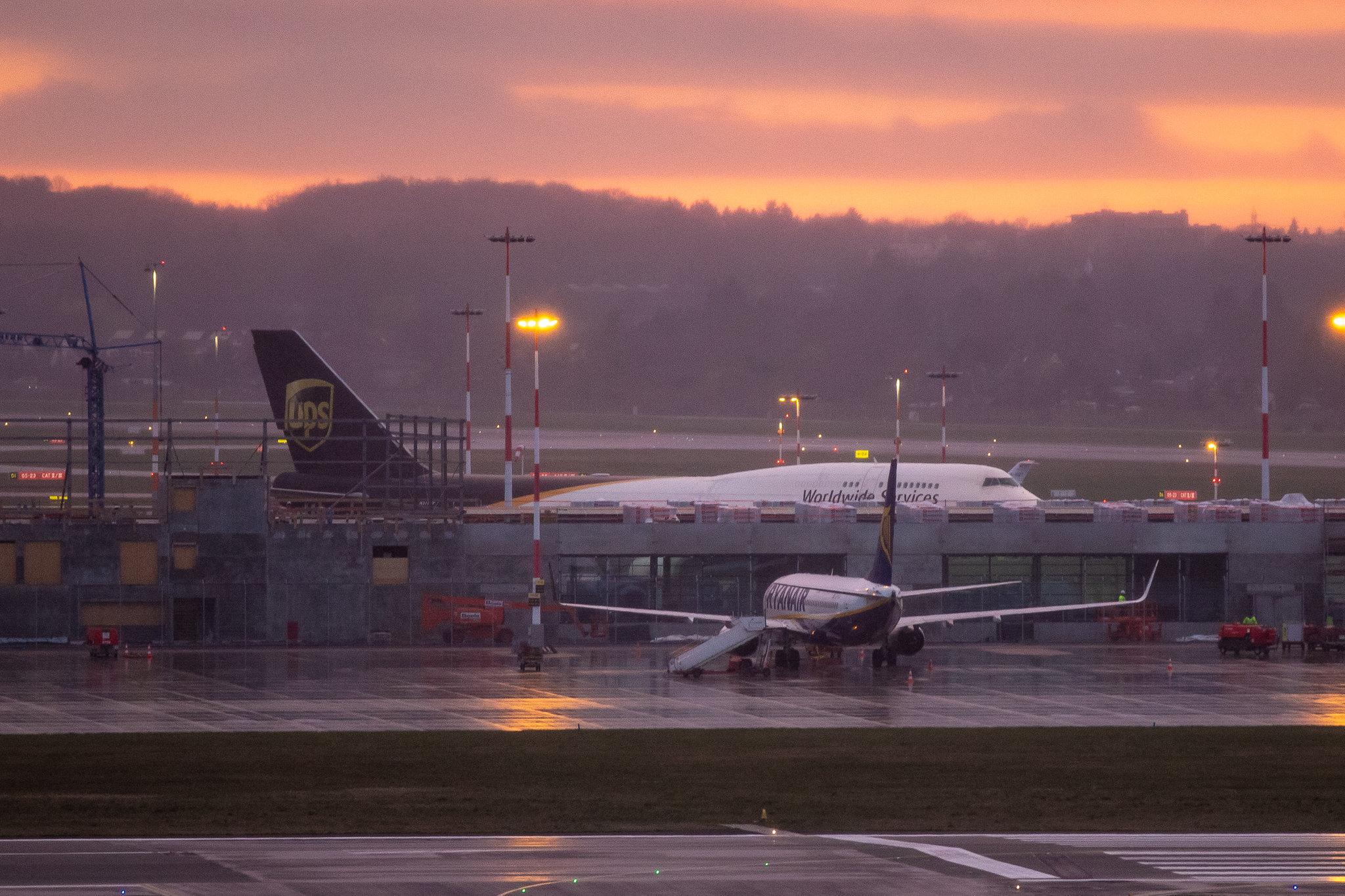 Hamburg Airport: UPS (5X / UPS) | Operator: UPS Airlines |  Boeing 747-45E(BCF) B744 | N578UP | MSN 27154