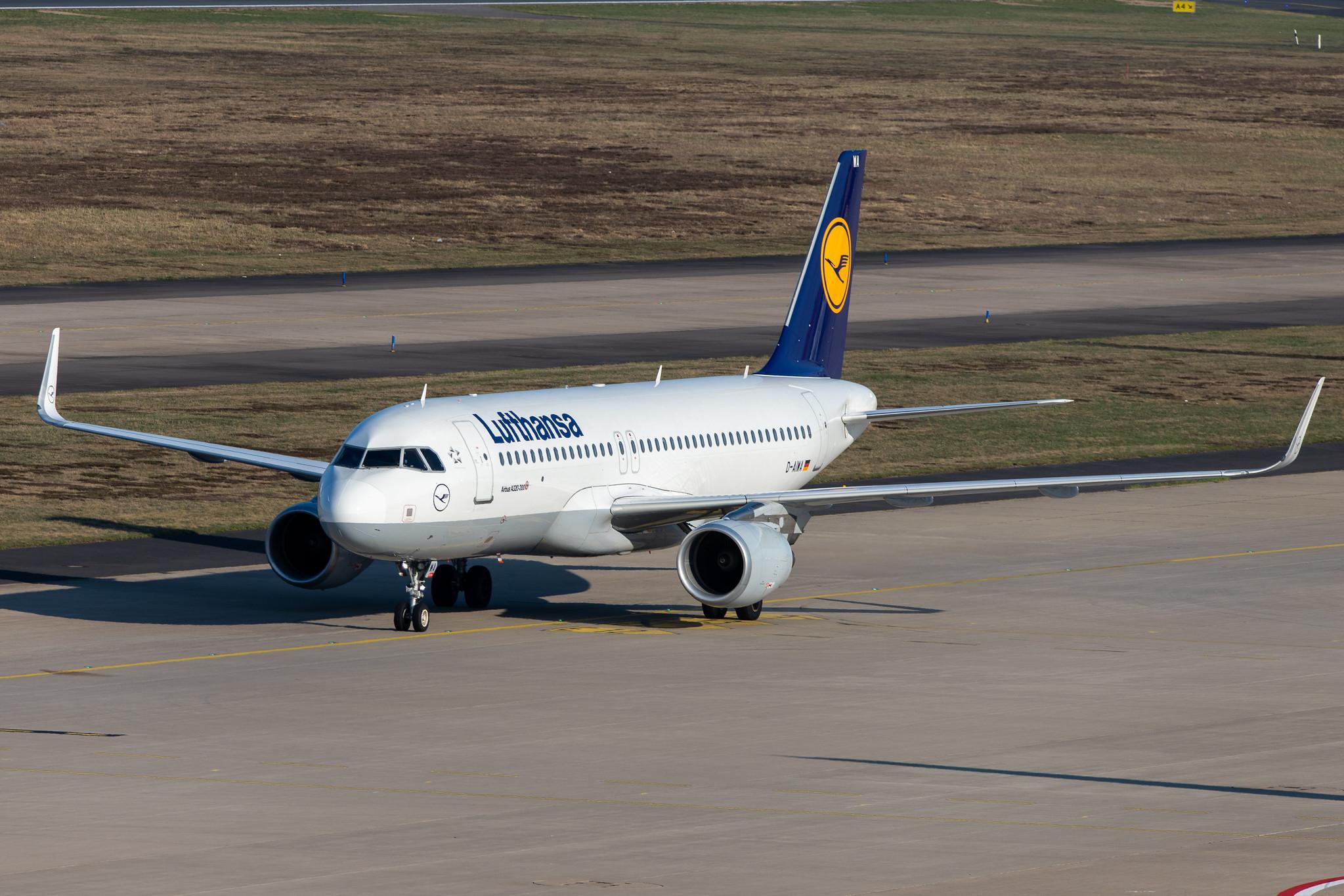 Köln Bonn Airport: Lufthansa (LH / DLH) |  Airbus A320-214 A320 | D-AIWA | MSN 7681