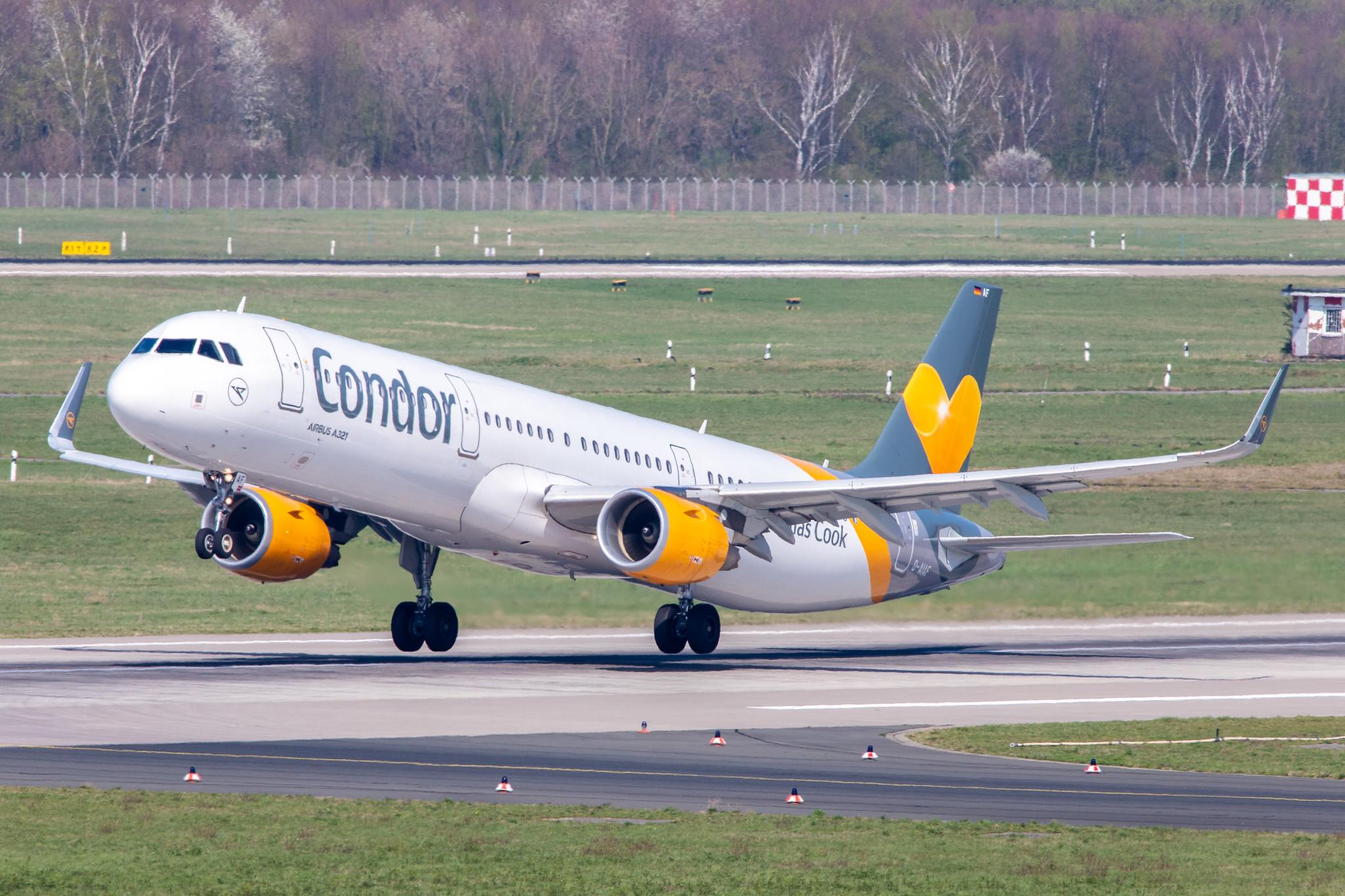 Düsseldorf Airport: Condor (DE / CFG) | Operator: Thomas Cook Aviation |  Airbus A321-211 A321 | D-AIAF | MSN 6459