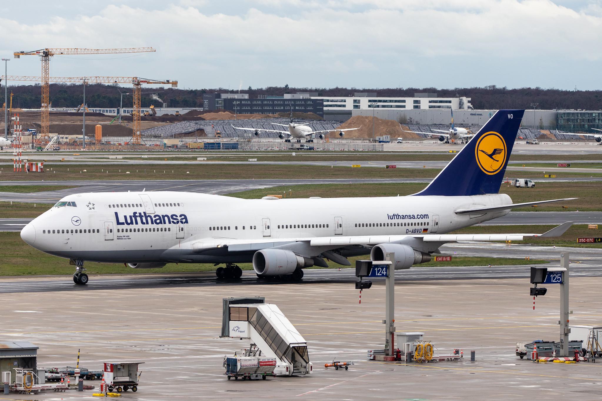 Frankfurt Airport: Lufthansa (LH / DLH) |  Boeing 747-430 B744 | D-ABVO | MSN 28086