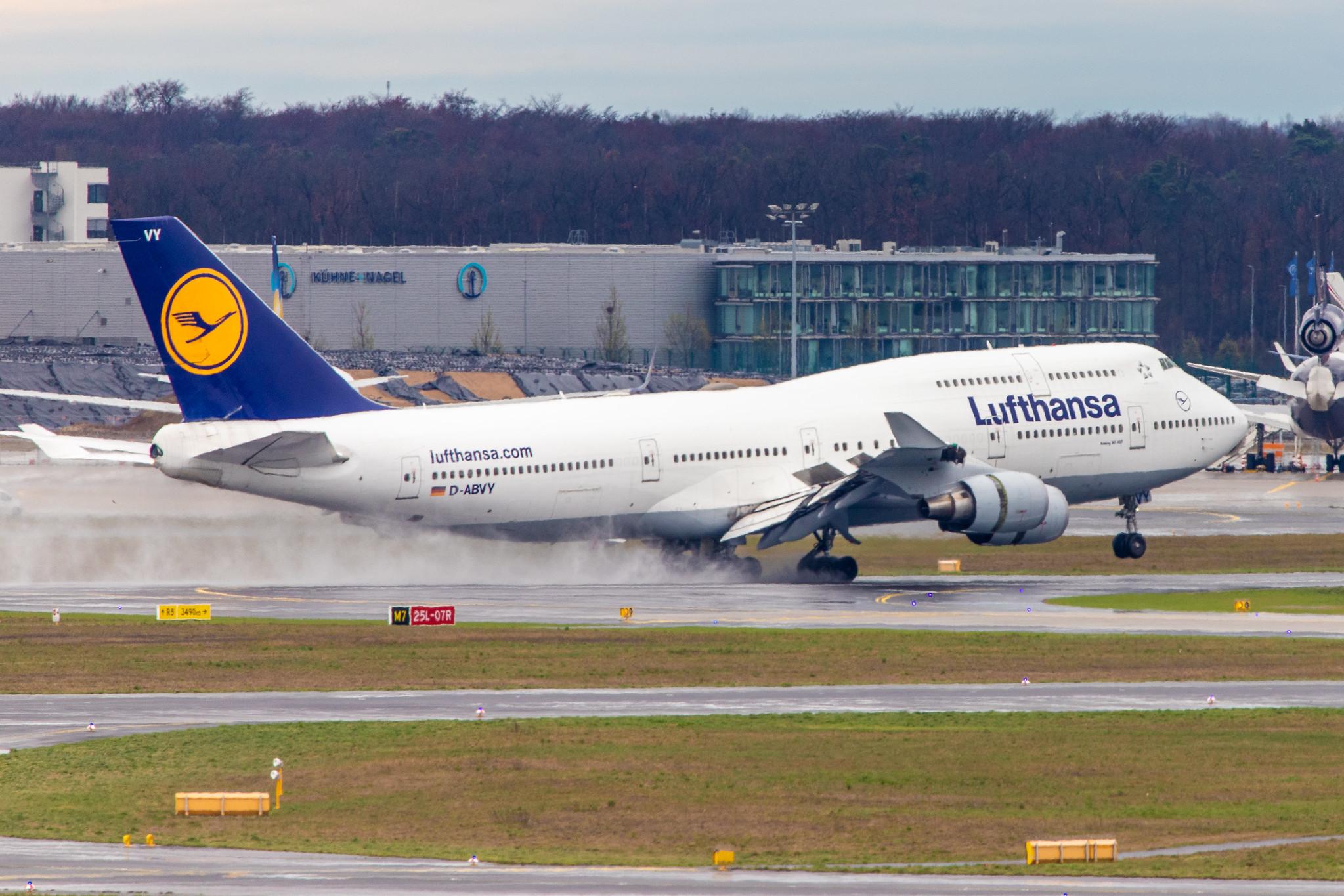 Frankfurt Airport: Lufthansa (LH / DLH) |  Boeing 747-430 B744 | D-ABVY | MSN 29869