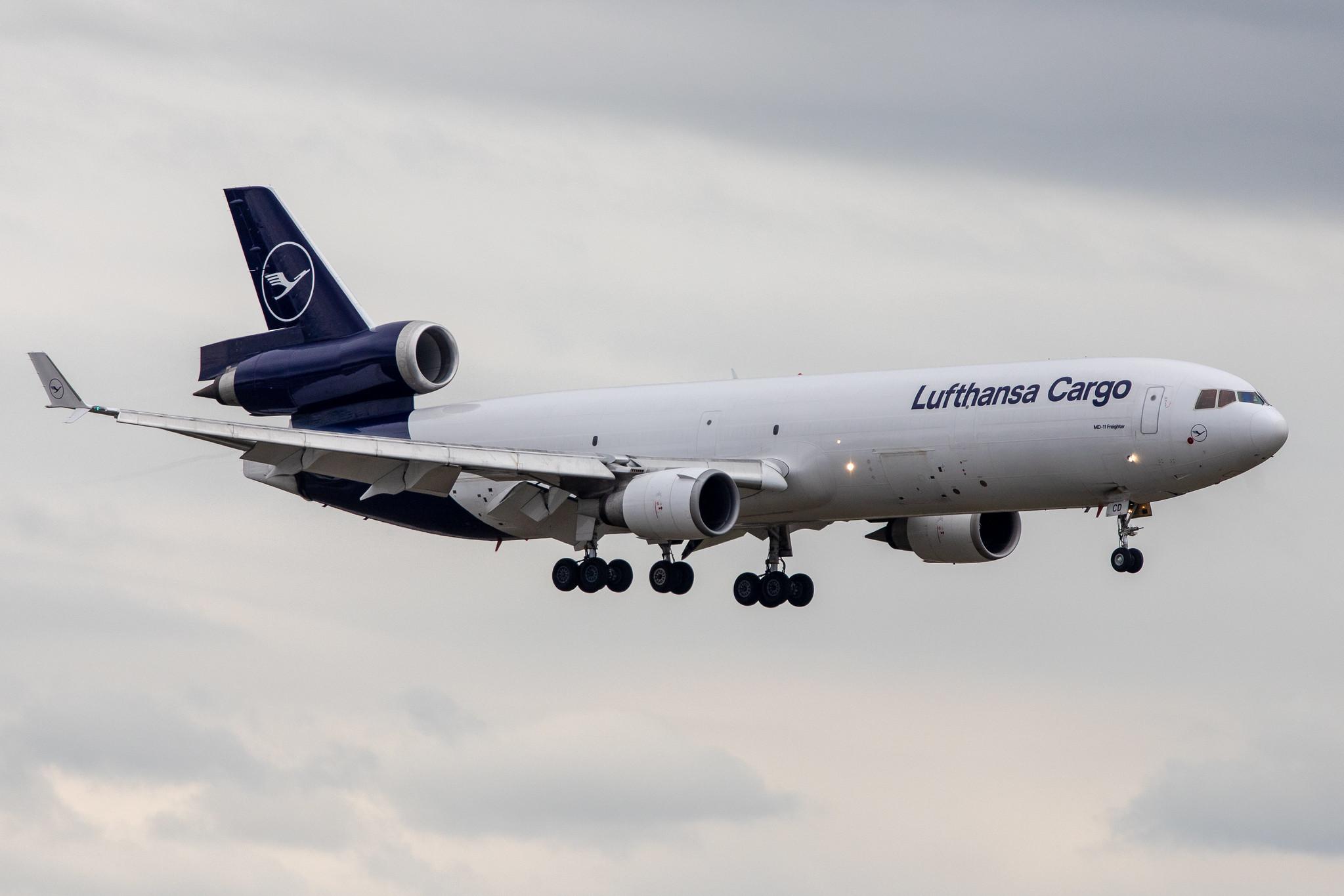 Frankfurt Airport: Lufthansa Cargo (/ GEC) |  McDonnell Douglas MD-11F MD11 | D-ALCD | MSN 48784
