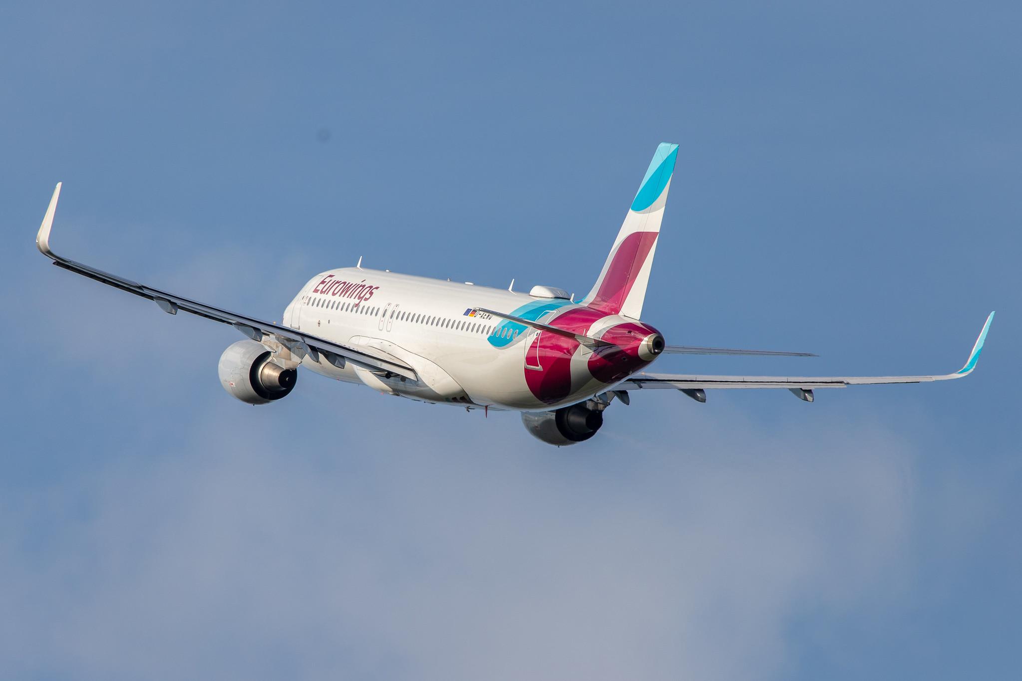 Hamburg Airport: Eurowings (EW / EWG) |  Airbus A320-214 A320 | D-AEWQ | MSN 7398