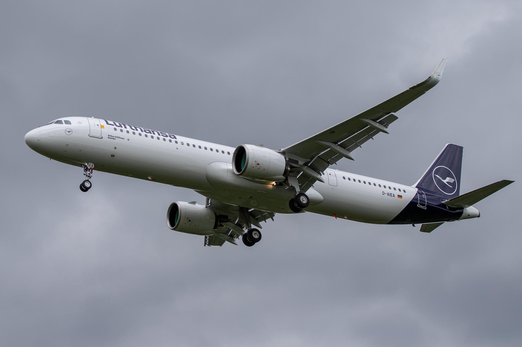 Hamburg Airport: Lufthansa (LH / DLH) |  Airbus A321-271NX A21N | D-AIEA | MSN 8761