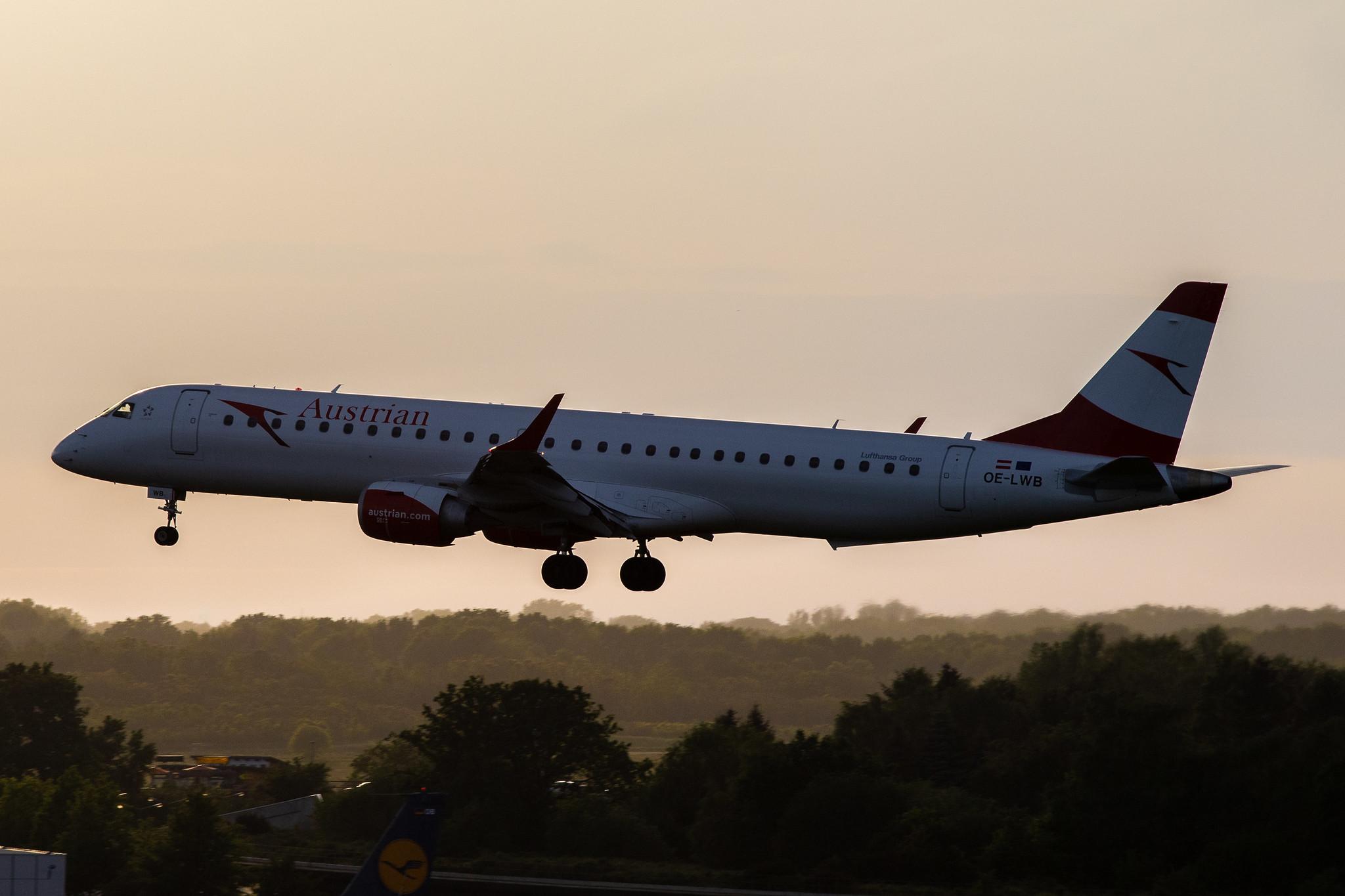 Hamburg Airport: Austrian Airlines (OS / AUA) |  Embraer E195LR E195 | OE-LWB | MSN 19000324