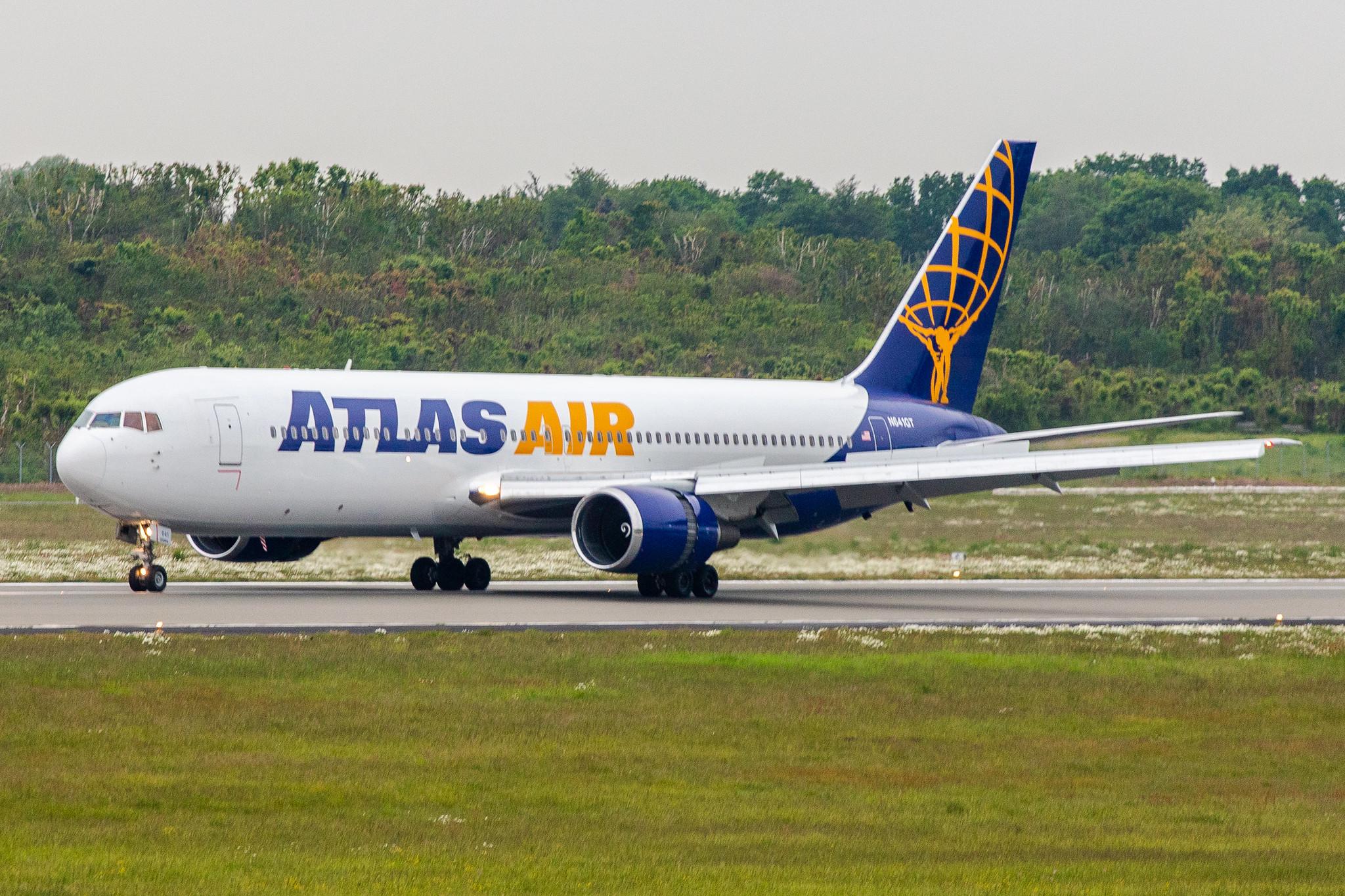 Hamburg Airport: Atlas Air (5Y / GTI) |  Boeing 767-38E(ER) B763 | N641GT | MSN 25132