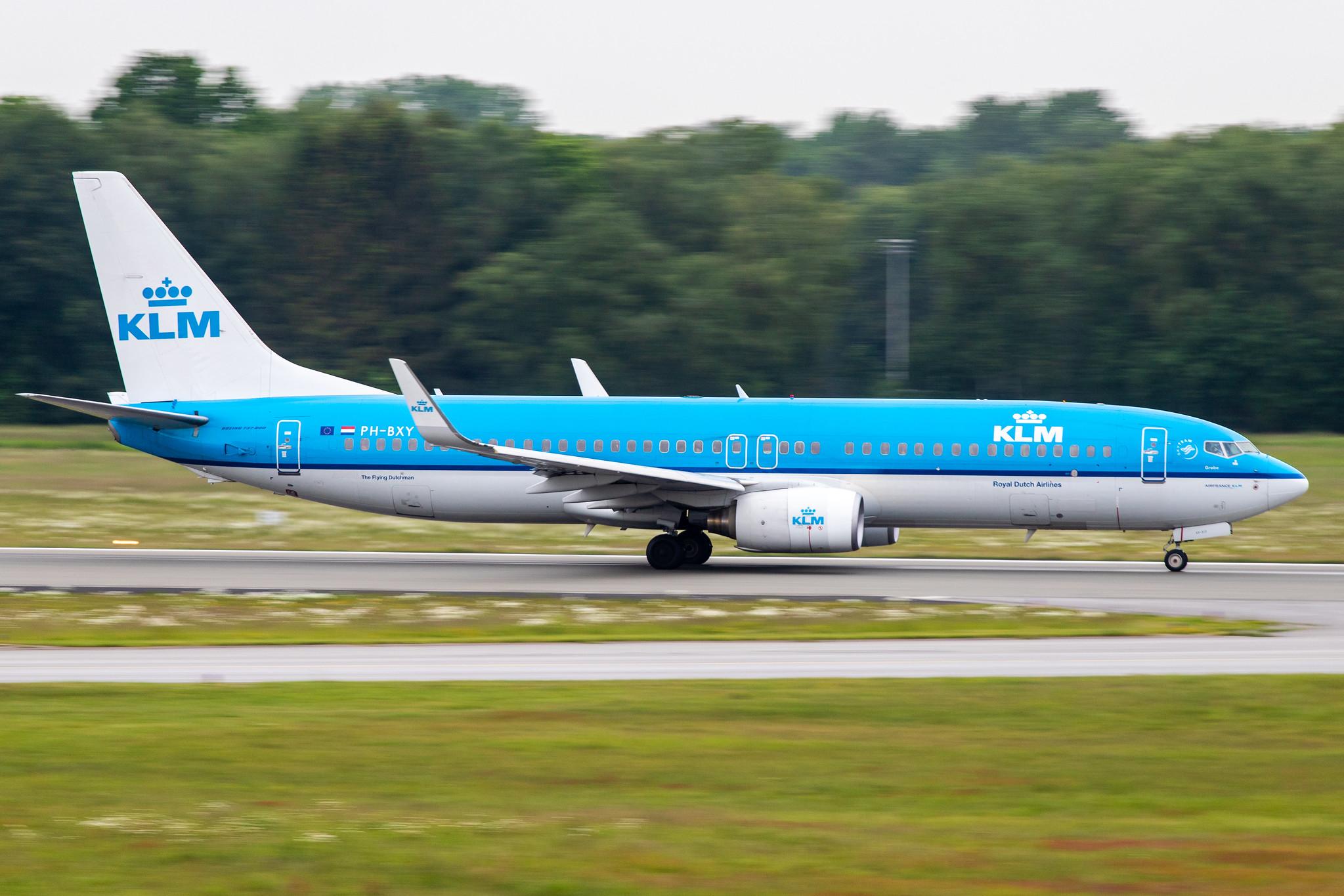 Hamburg Airport: KLM (KL / KLM) |  Boeing 737-8K2 B738 | PH-BXY | MSN 30372