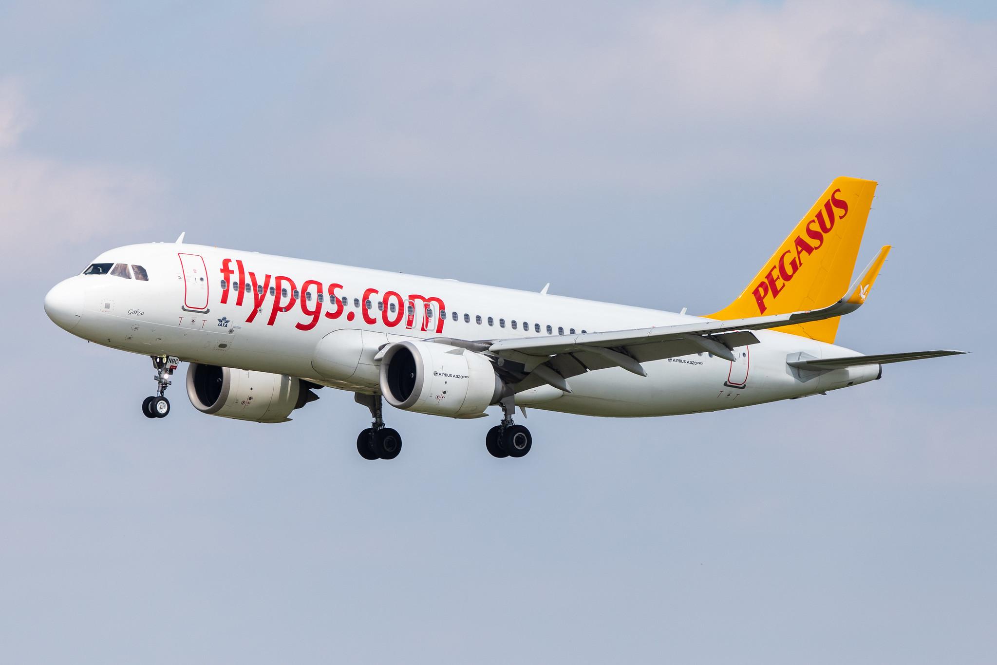 Hamburg Airport: Pegasus (PC / PGT) | Operator: Pegasus Airlines |  Airbus A320-251N A20N | TC-NBC | MSN 7185