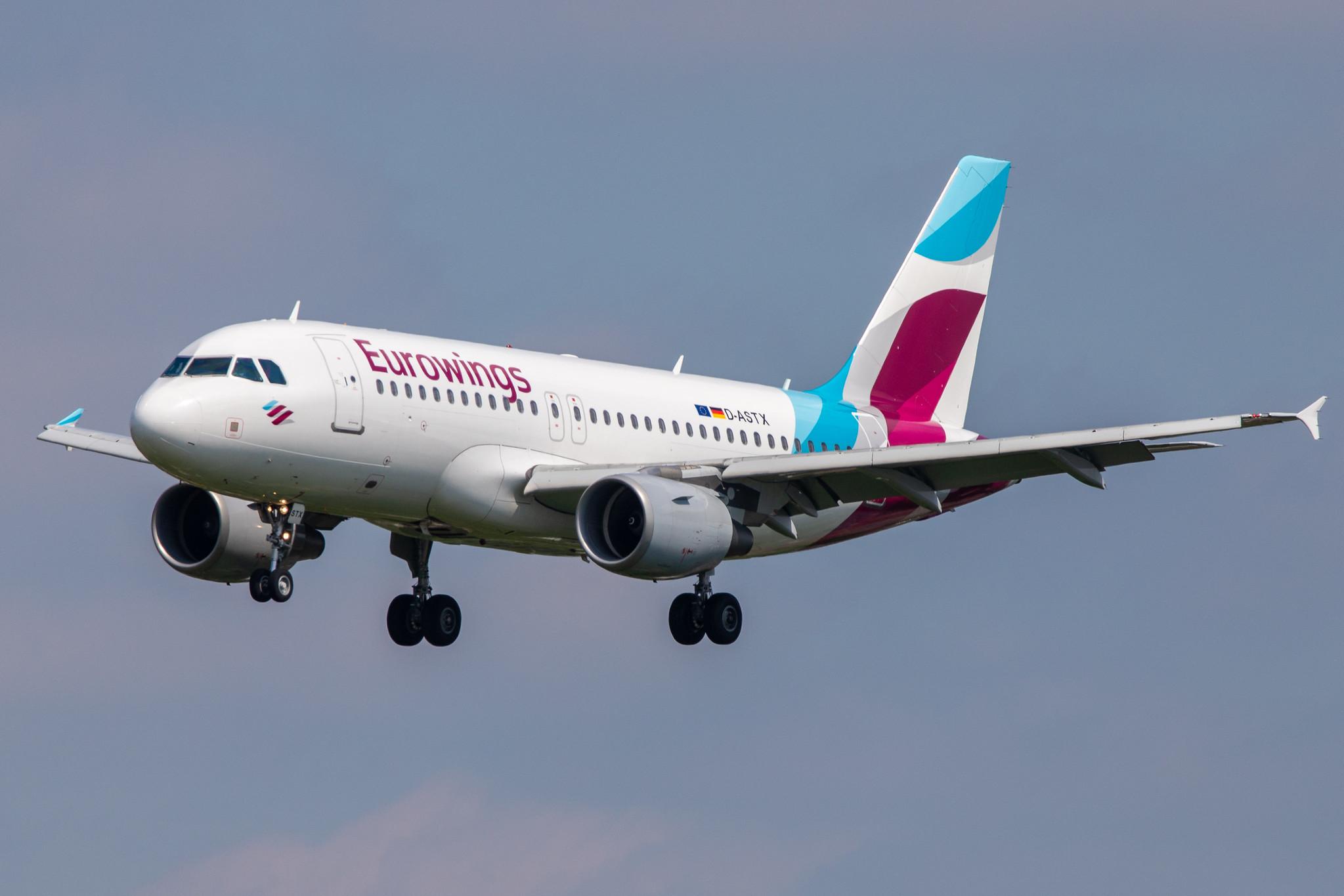 Hamburg Airport: Eurowings (EW / EWG) | Operator: Germanwings | Airbus A319-112 A319 | D-ASTX | MSN 3202