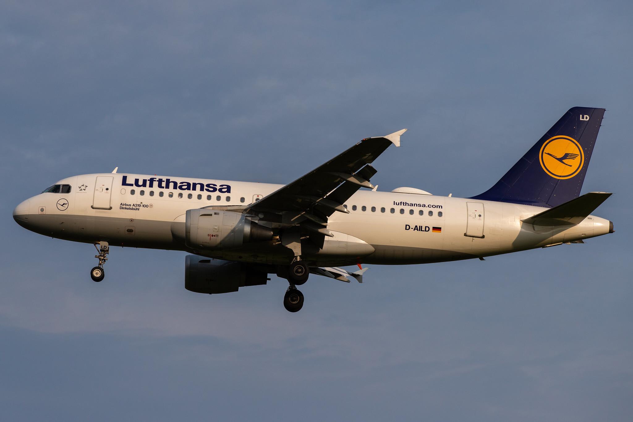 Hamburg Airport: Lufthansa (LH / DLH) |  Airbus A319-114 A319 | D-AILD | MSN 0623