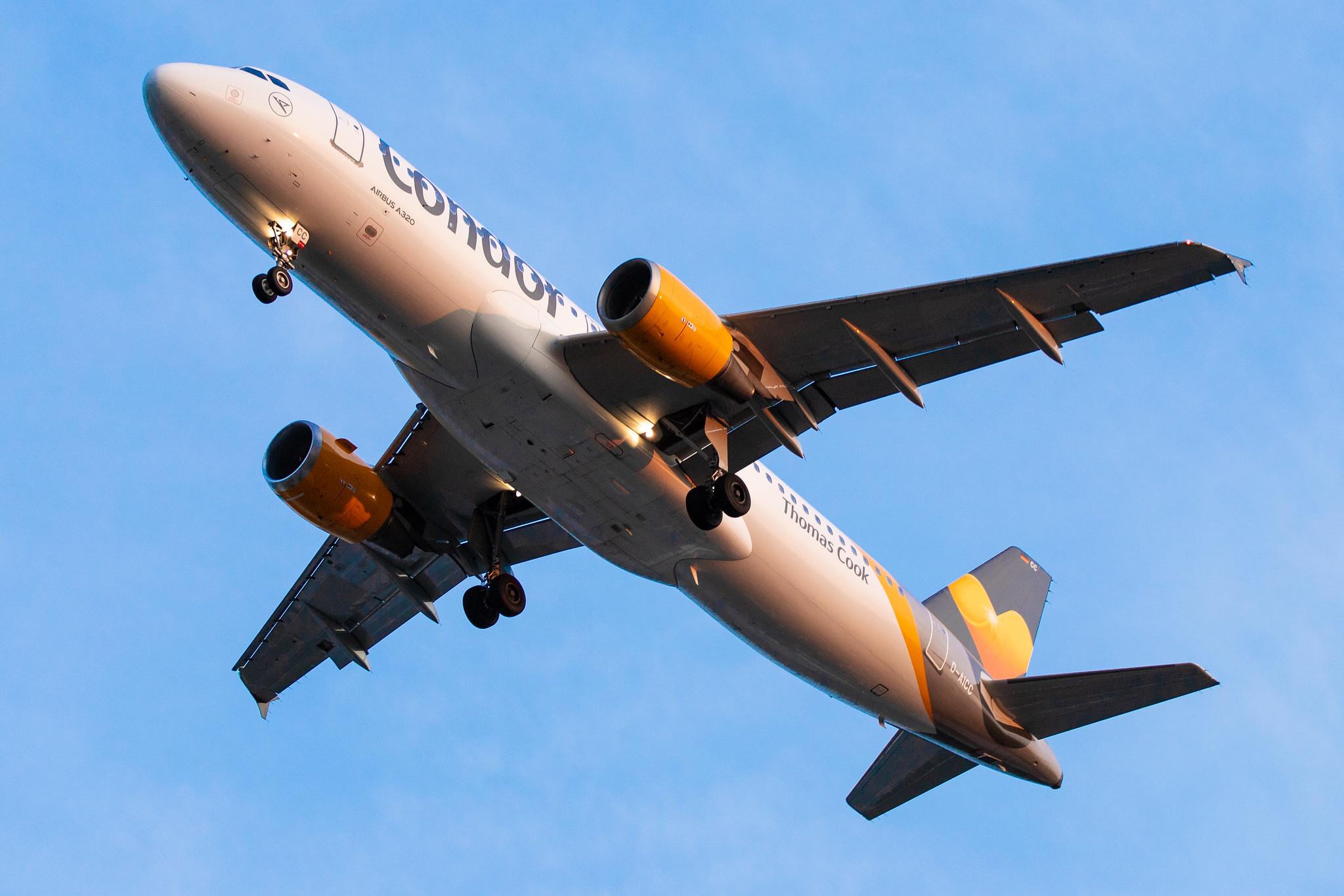 Hamburg Airport: Condor (DE / CFG) |  Airbus A320-212 A320 | D-AICC | MSN 0809