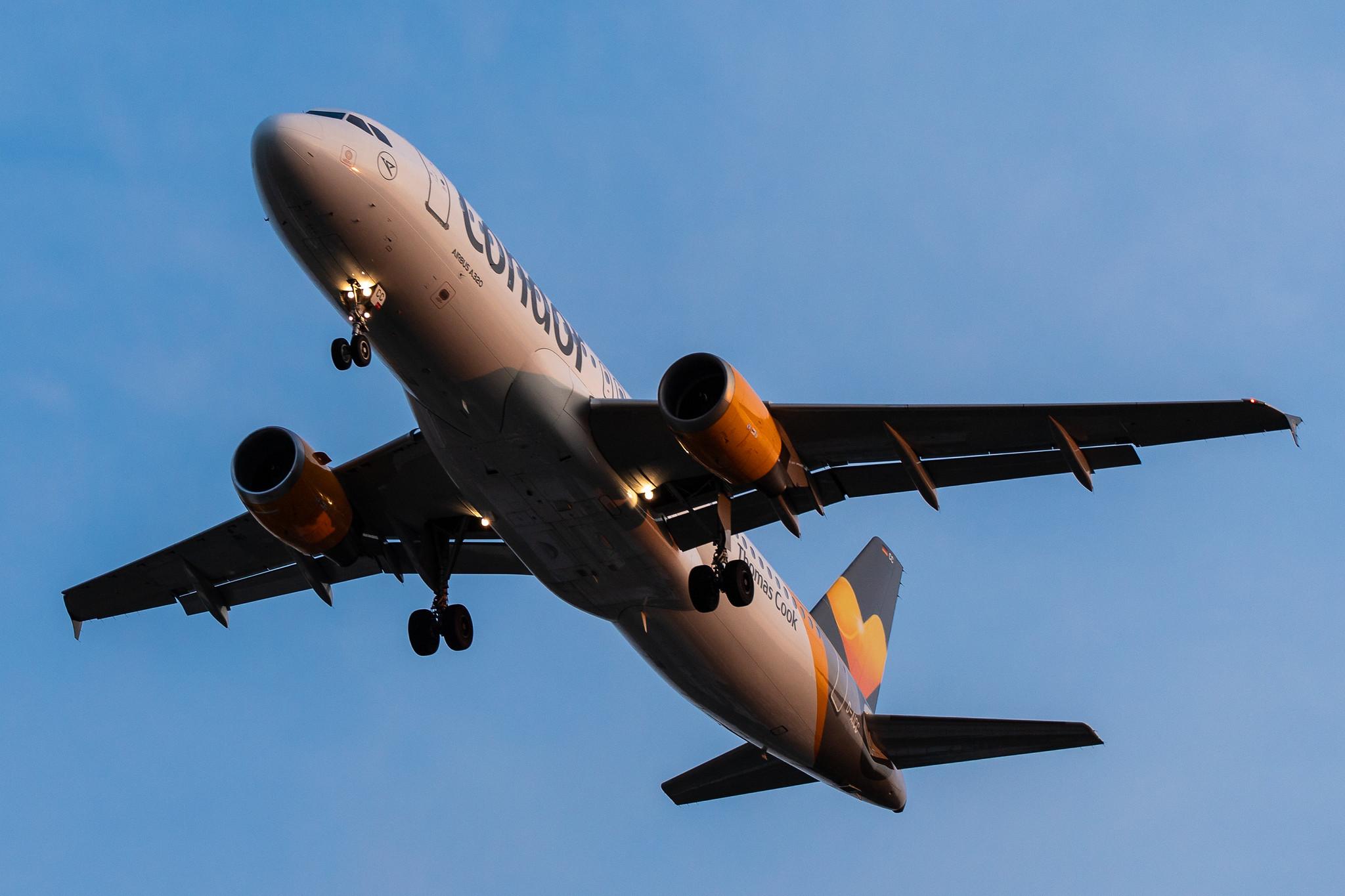 Hamburg Airport: Condor (DE / CFG) |  Airbus A320-212 A320 | D-AICC | MSN 0809