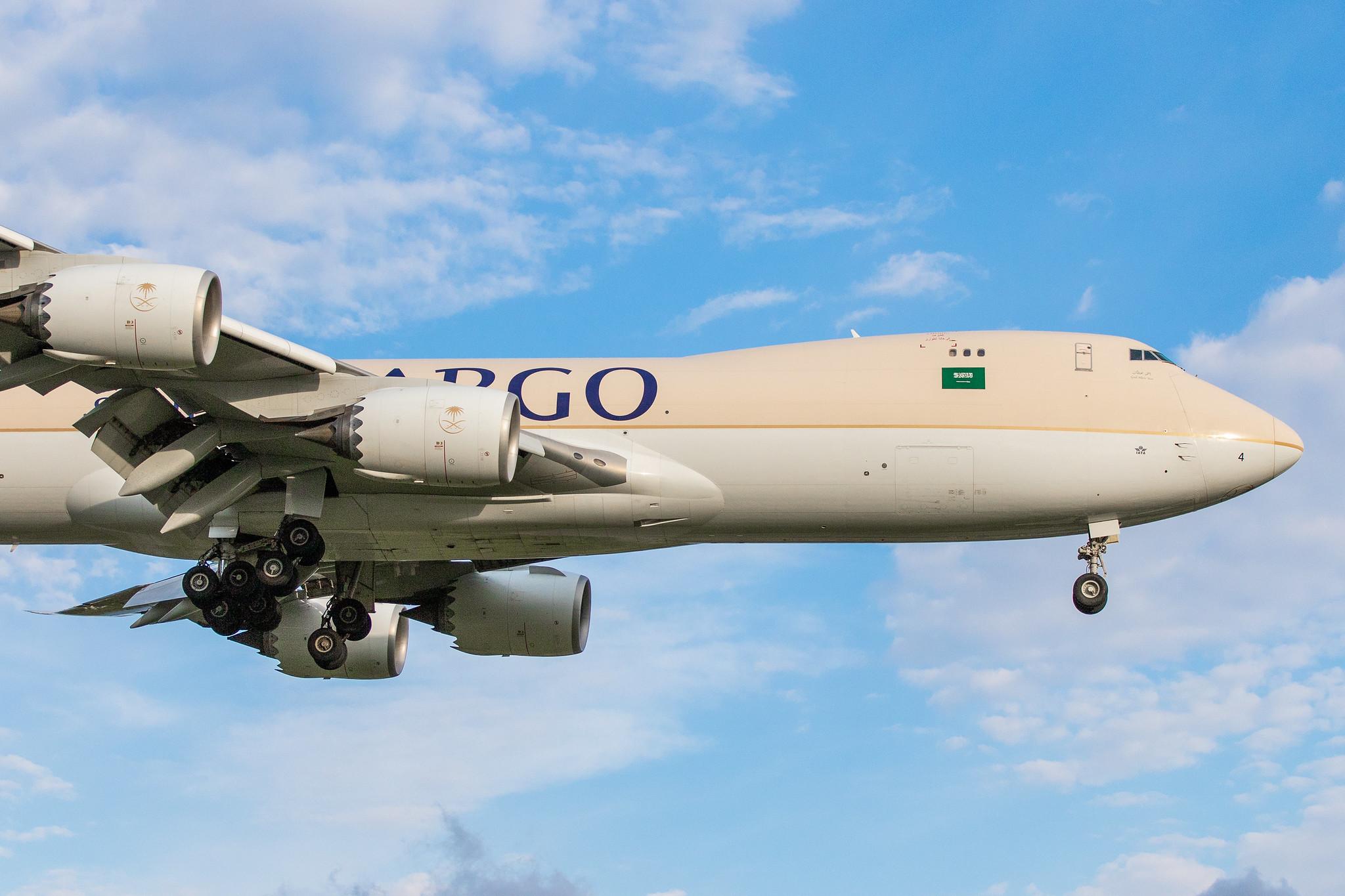 Hamburg Airport: Saudia Cargo (SV / SVA) | Operator: Saudia |  Boeing 747-87U(F) B748 | HZ-AI4 | MSN 37563