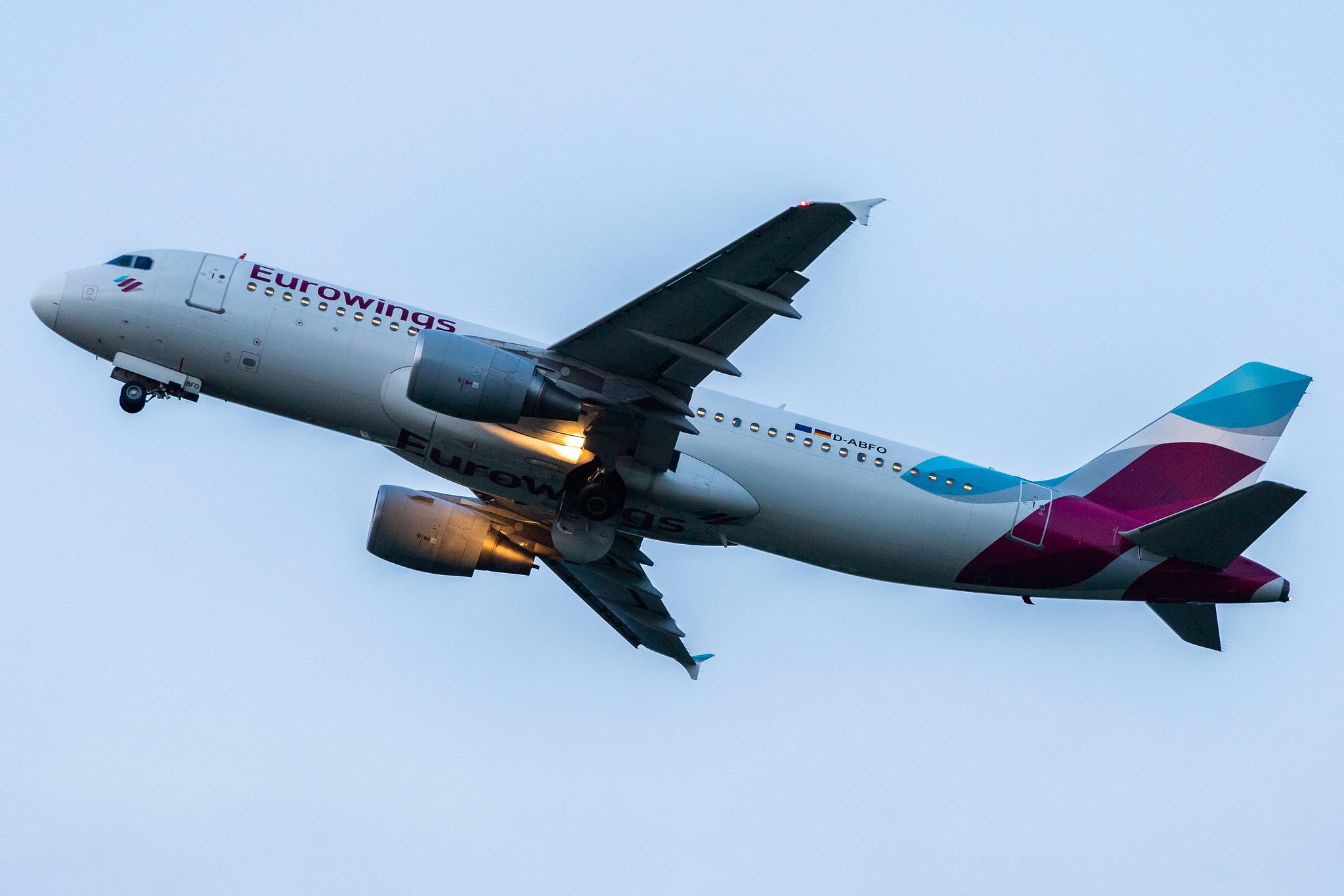 Hamburg Airport: Eurowings (EW / EWG) | Operator: Eurowings Europe |  Airbus A320-214 A320 | D-ABFO | MSN 4565