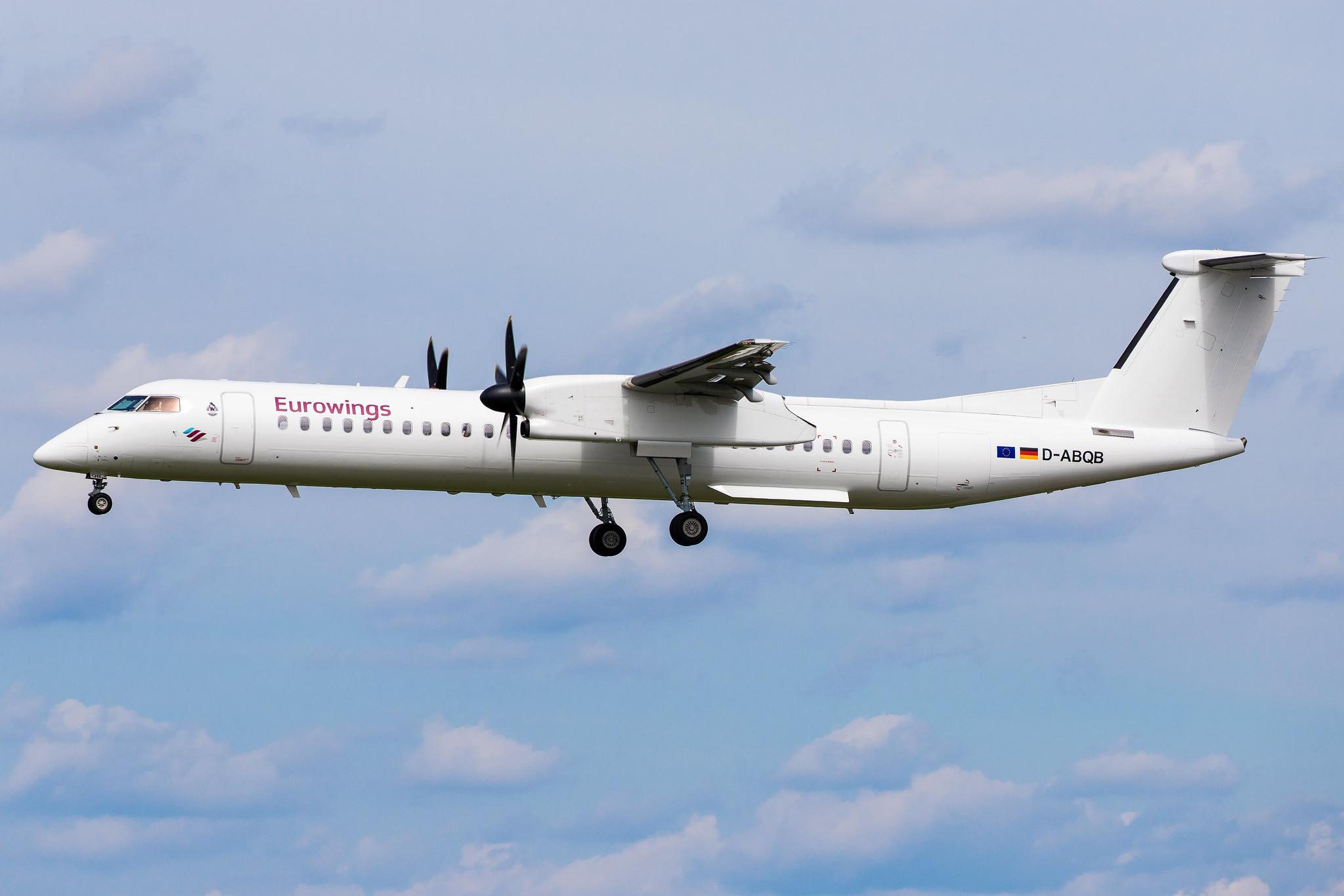 Hamburg Airport: Eurowings (EW / EWG) | Operator: Luftfahrtgesellschaft Walter  |  De Havilland Canada Dash 8-400 DH8D | D-ABQB | MSN 4226