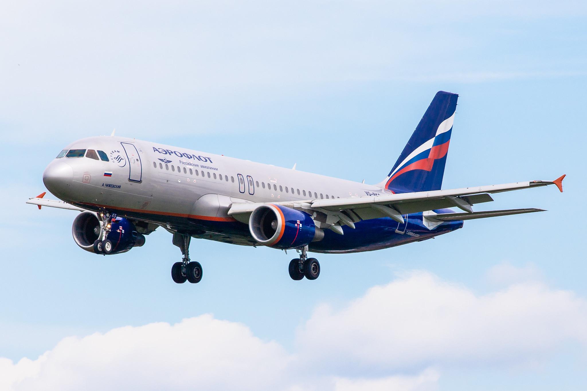 Hamburg Airport: Aeroflot (SU / AFL) |  Airbus A320-214 A320 | VQ-BKS | MSN 4692