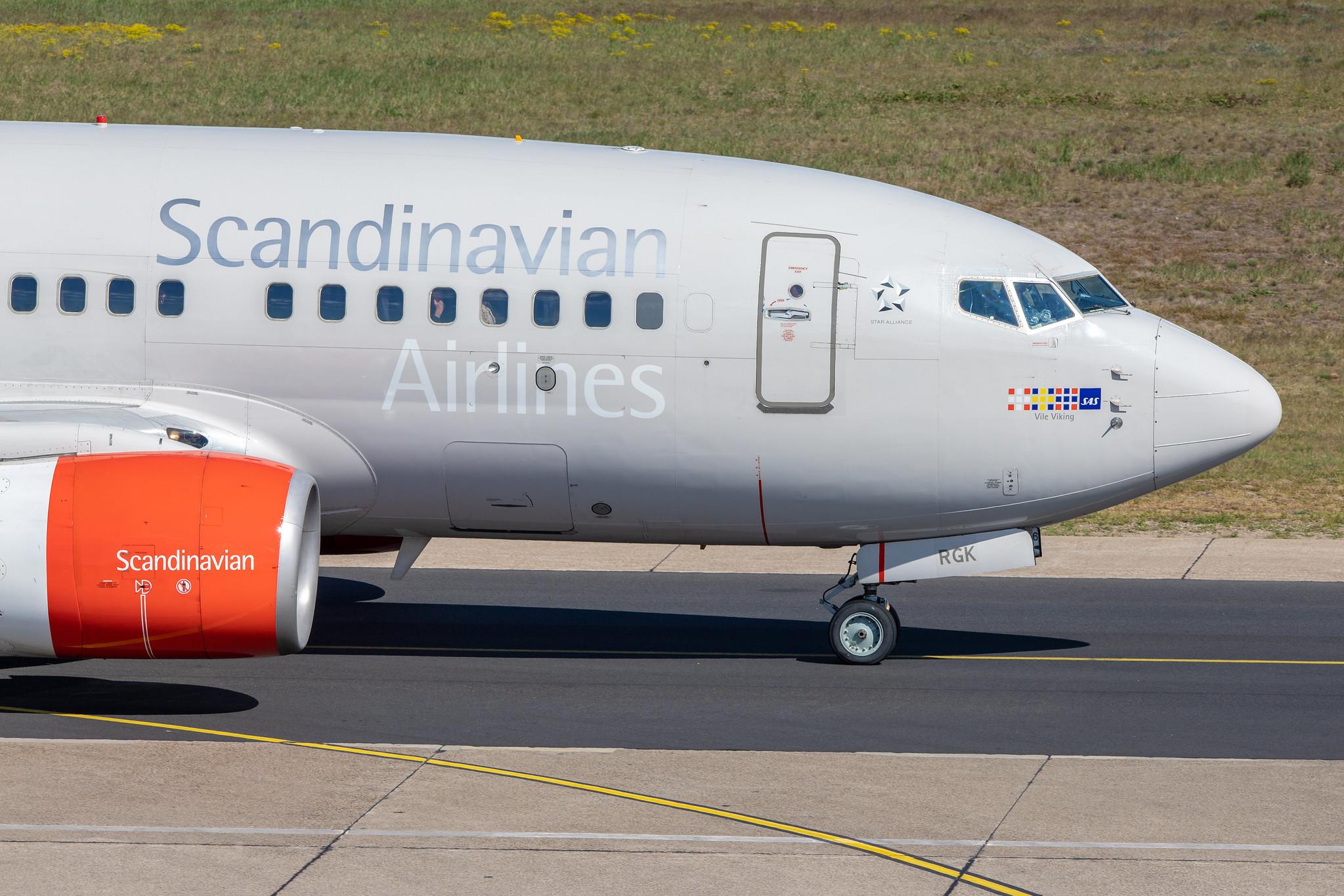 Flughafen Berlin Tegel (TXL): SAS Boeing 737-683 B736 LN-RGK MSN 28313