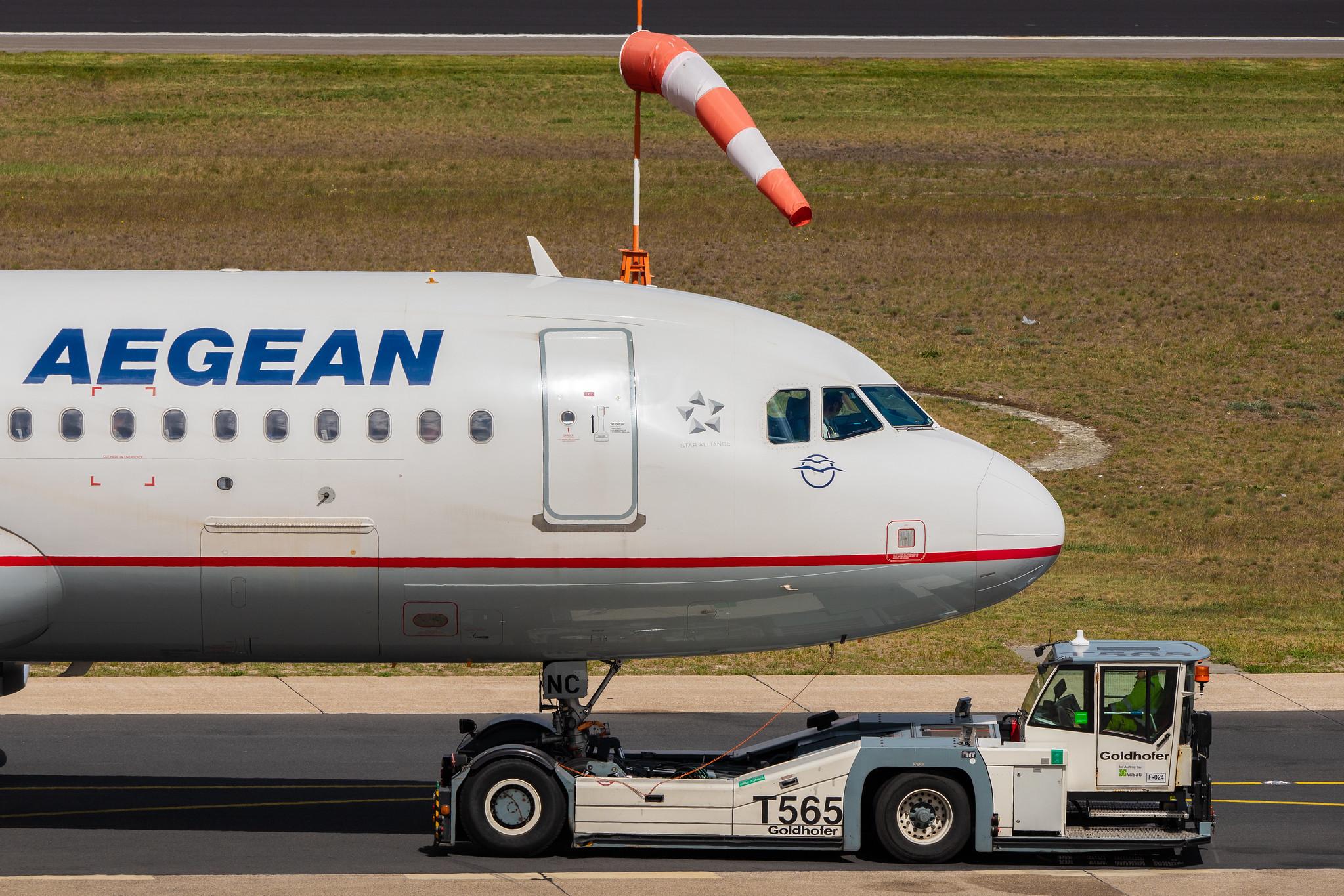 Flughafen Berlin Tegel (TXL): Aegean Airlines Airbus A320-232 A320 SX-DNC MSN 6961