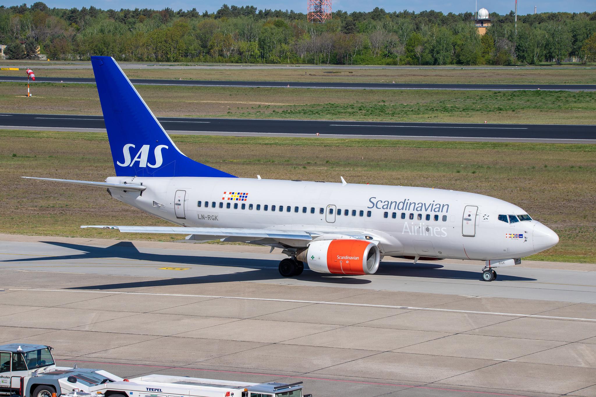 Flughafen Berlin Tegel (TXL): SAS Boeing 737-683 B736 LN-RGK MSN 28313