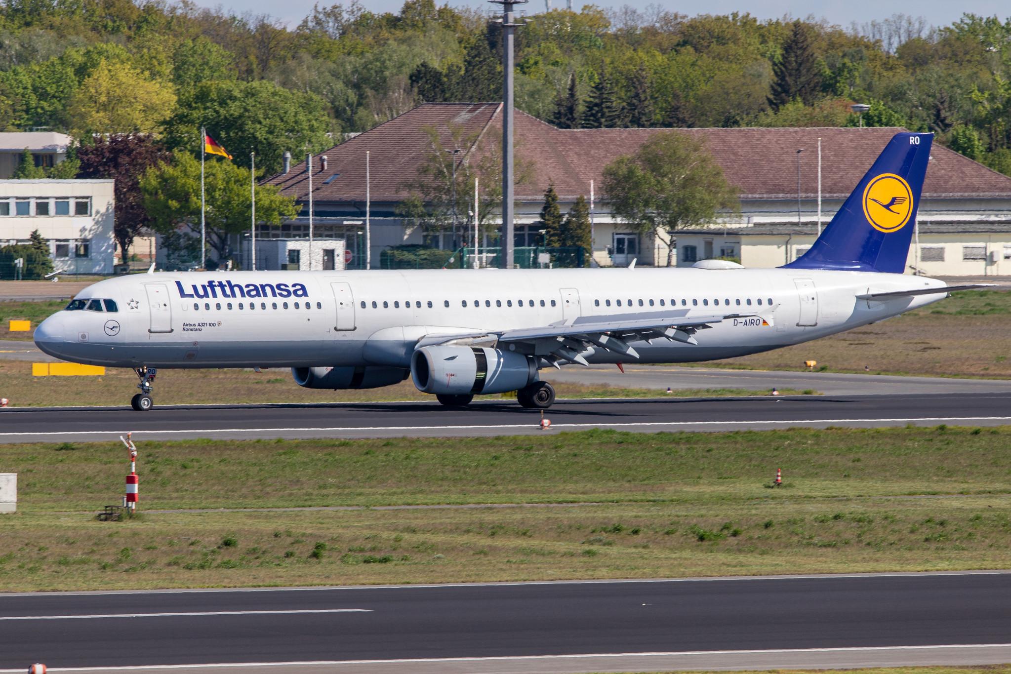 Flughafen Berlin Tegel (TXL): Lufthansa Airbus A321-131 A321 D-AIRO MSN 0563