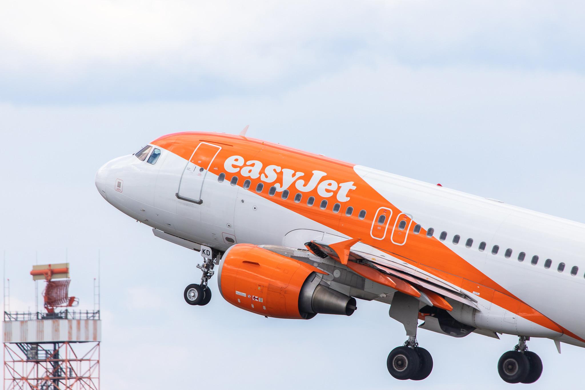 Flughafen Berlin Tegel (TXL): easyJet (U2 / EZY) | Operator: easyJet Europe |  Airbus A319-111 A319 | OE-LKD | MSN 3720