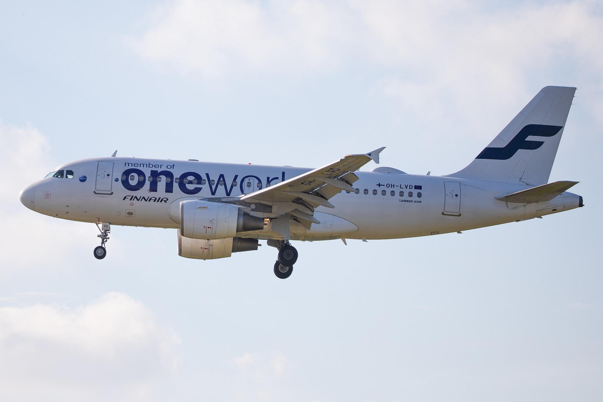 Hamburg Airport (HAM/EDDH): Finnair (AY / FIN) |  Livery: Oneworld Livery |  Airbus A319-112 A319 | OH-LVD | MSN 1352