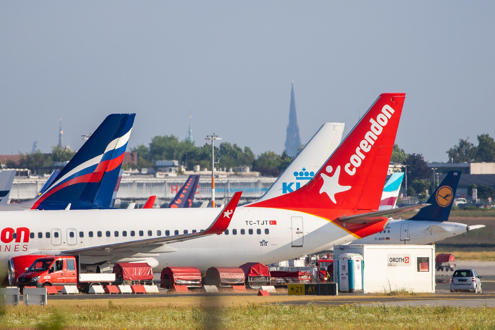 Hamburg Airport (HAM/EDDH): Corendon Airlines (XC / CAI) |  Boeing 737-8HC B738 | TC-TJT | MSN 36529