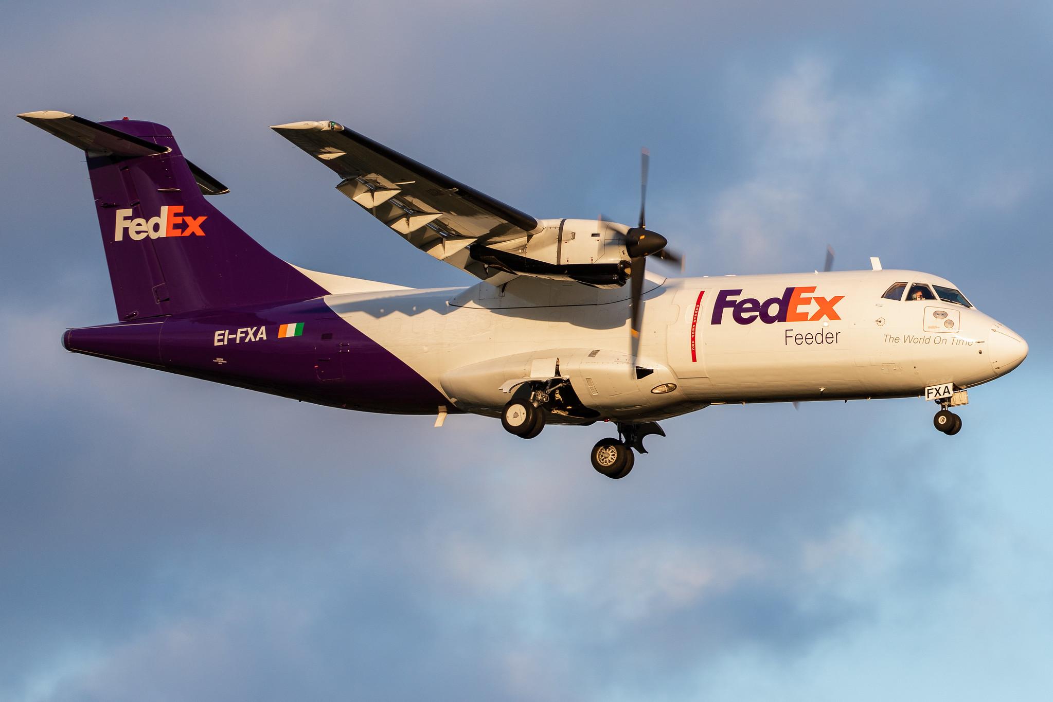 Hamburg Airport (HAM/EDDH): FedEx (FX / FDX) | Operator: ASL Airlines Ireland |  ATR 42-300(F) AT43 | EI-FXA | MSN 0282