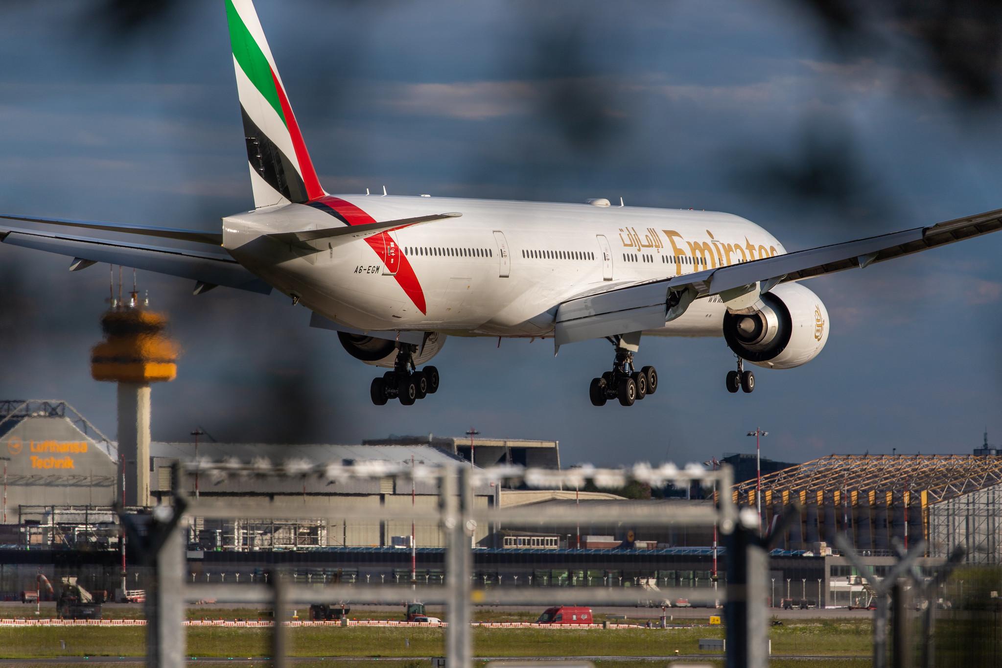 Hamburg Airport (HAM/EDDH): Emirates (EK / UAE) |  Boeing 777-31H(ER) B77W | A6-EGM | MSN 41073