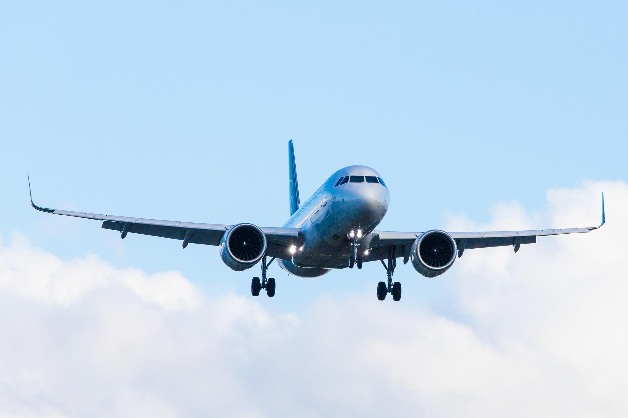 Hamburg Airport: Lufthansa (LH / DLH) |  Airbus A320-271N A20N | D-AINT | MSN 8708