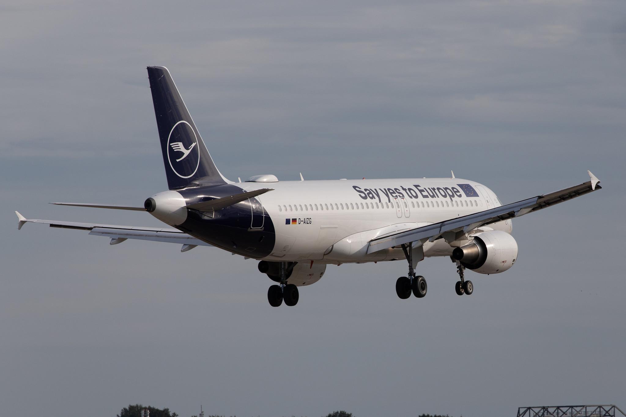 Hamburg Airport: Lufthansa (LH / DLH) | Livery: Say yes to Europe Livery | Airbus A320-214 A320 | D-AIZG | MSN 4324