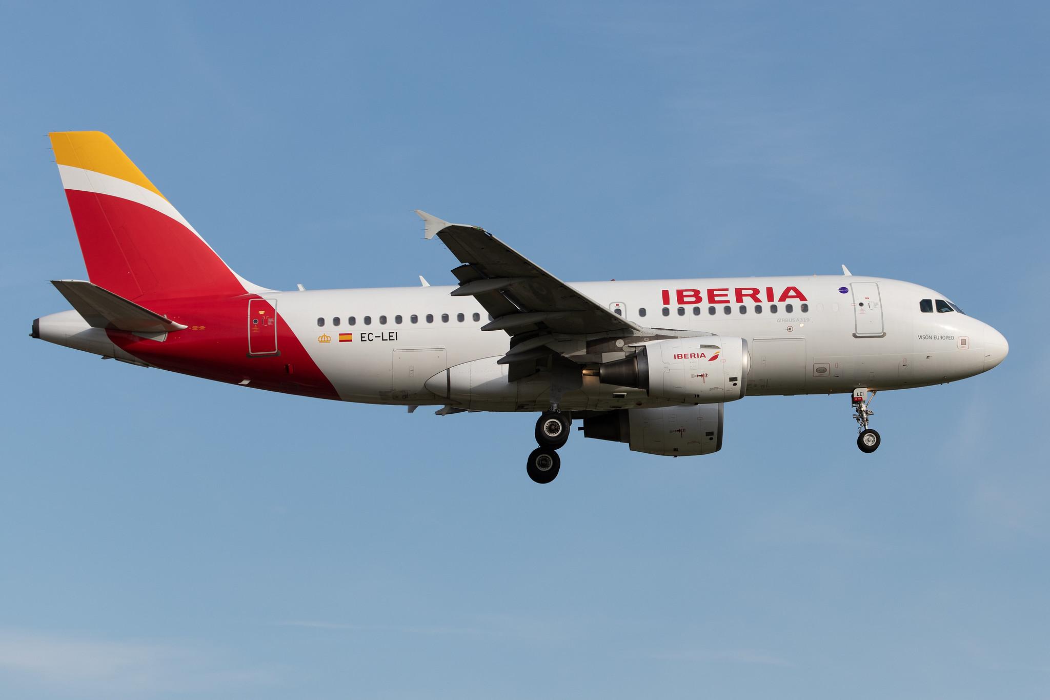 Hamburg Airport: Iberia (IB / IBE) |  Airbus A319-111 A319 | EC-LEI | MSN 3744