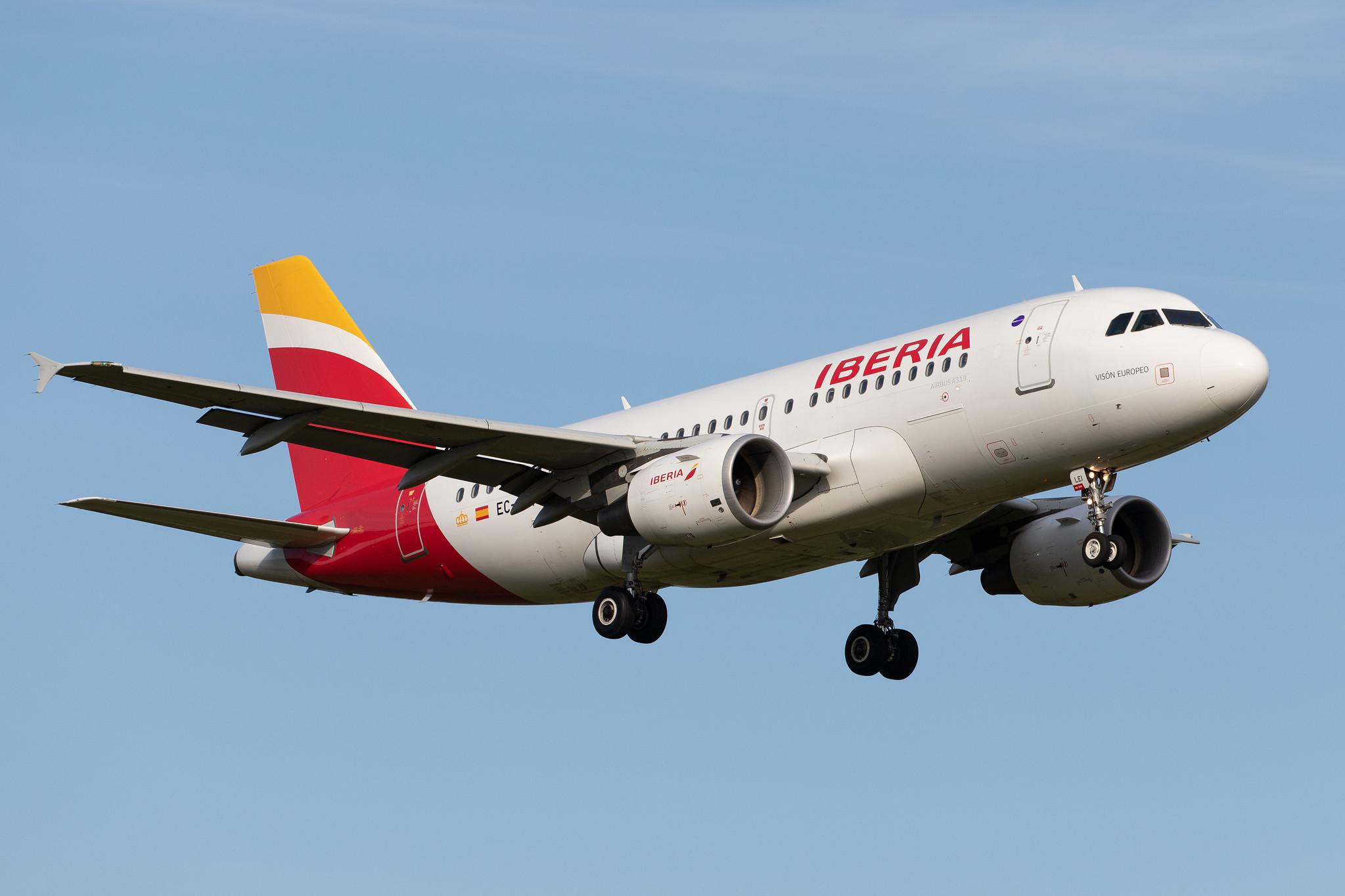 Hamburg Airport: Iberia (IB / IBE) |  Airbus A319-111 A319 | EC-LEI | MSN 3744