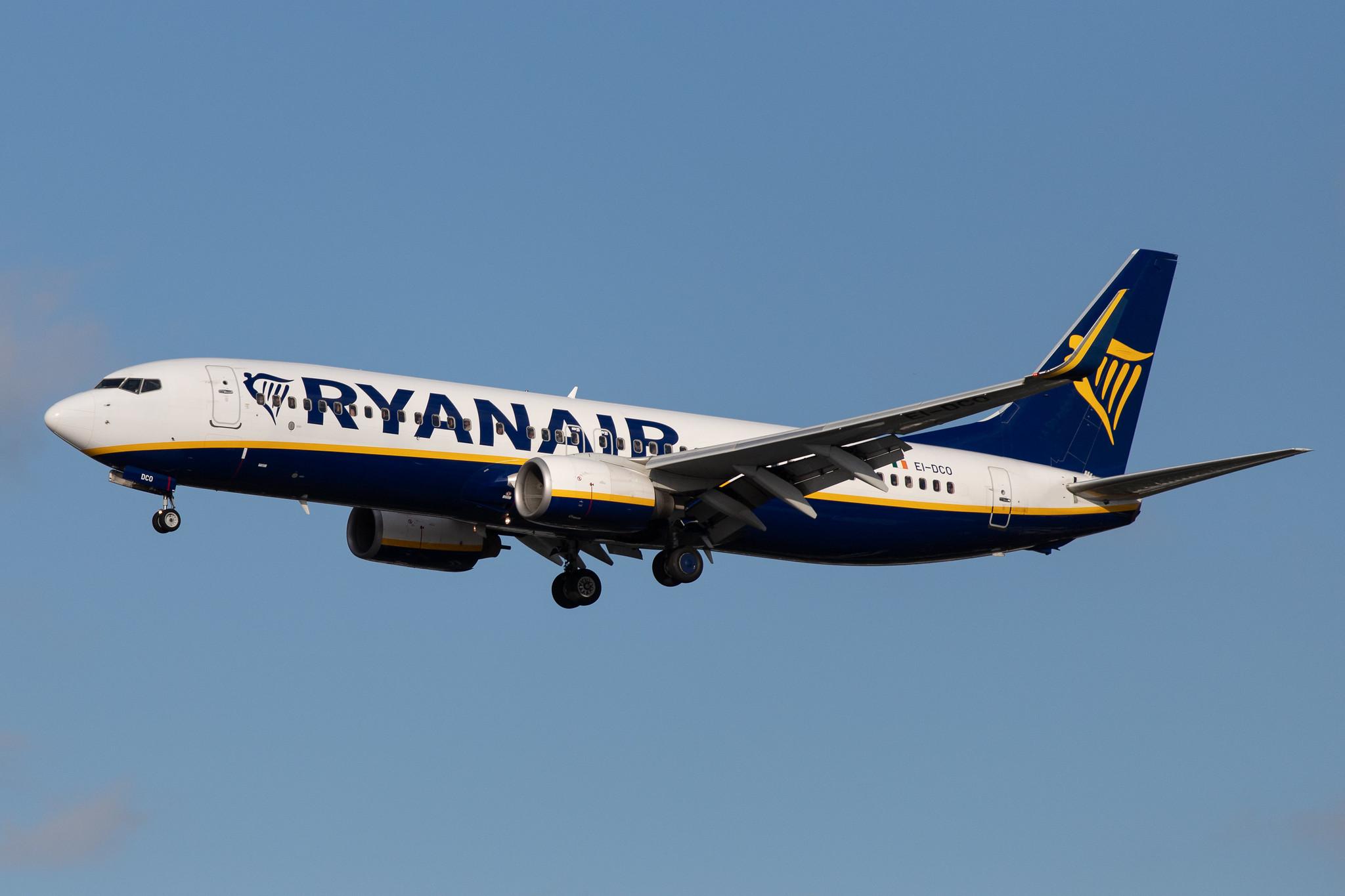 Hamburg Airport: Ryanair (FR / RYR) |  Boeing 737-8AS B738 | EI-DCO | MSN 33809