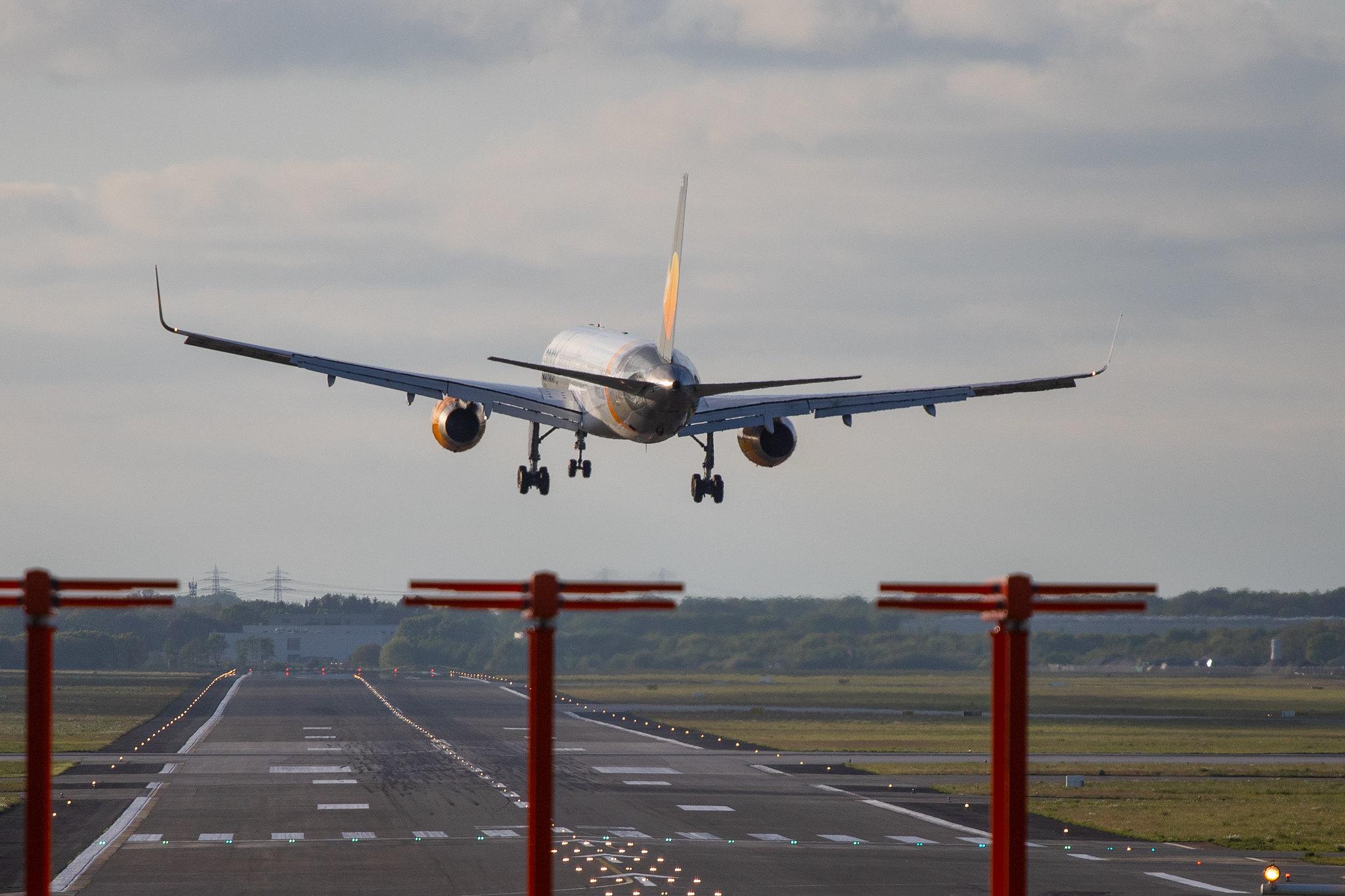 Condor (DE / CFG) |  Boeing 757-330 B753 | D-ABOG | MSN 29014