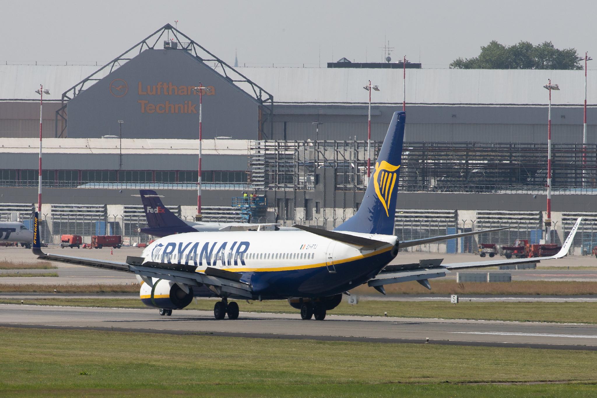 Hamburg Airport: Ryanair (FR / RYR) |  Boeing 737-8AS B738 | EI-FTJ | MSN 44760