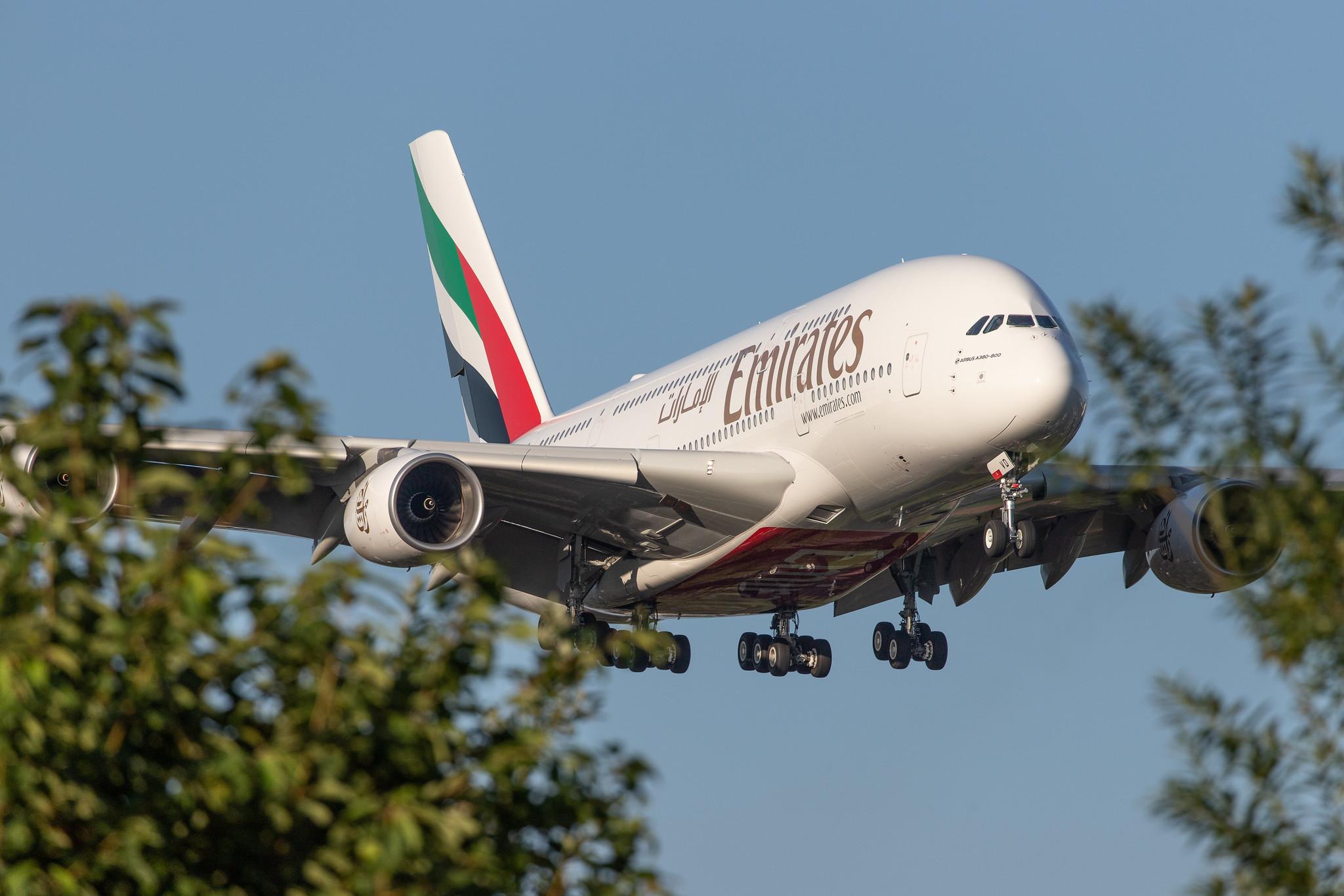 Hamburg Airport: Emirates (EK / UAE) |  Airbus A380-842 A388 | A6-EVD | MSN 249