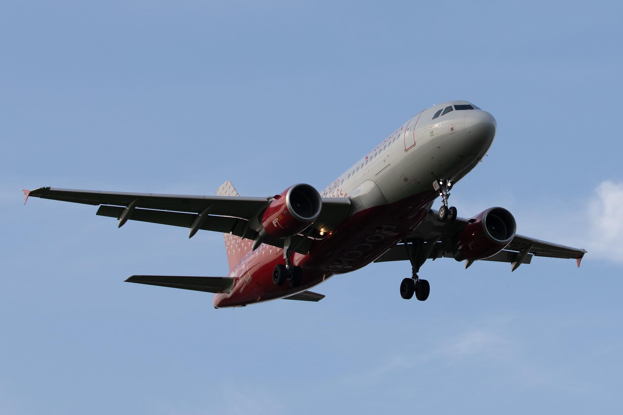 Hamburg Airport: Rossiya (FV / SDM) | Airbus A319-112 A319 | VP-BBT | MSN 1805