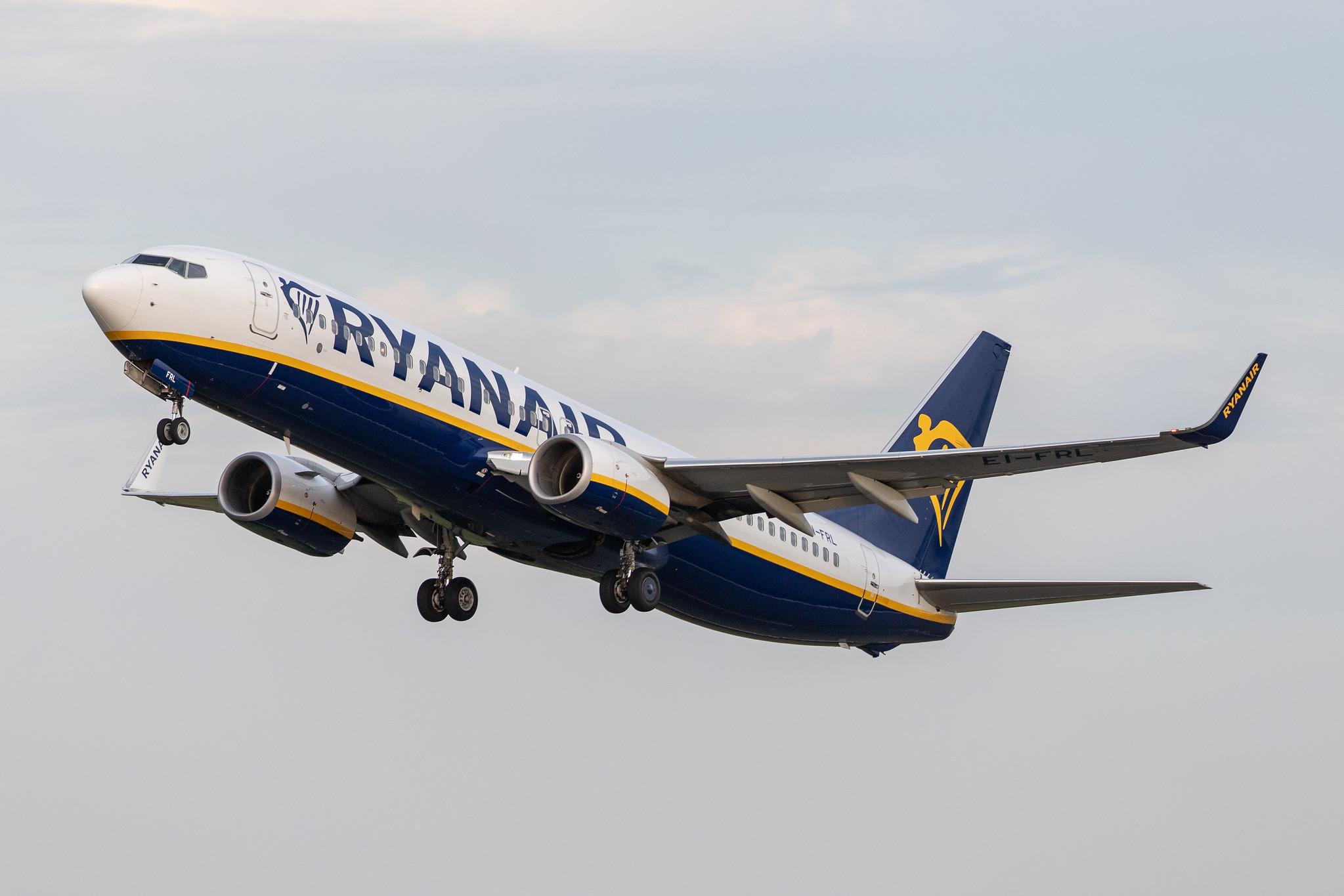 Hamburg Airport: Ryanair (FR / RYR) | Boeing 737-8AS B738 | EI-FRL | MSN 44741