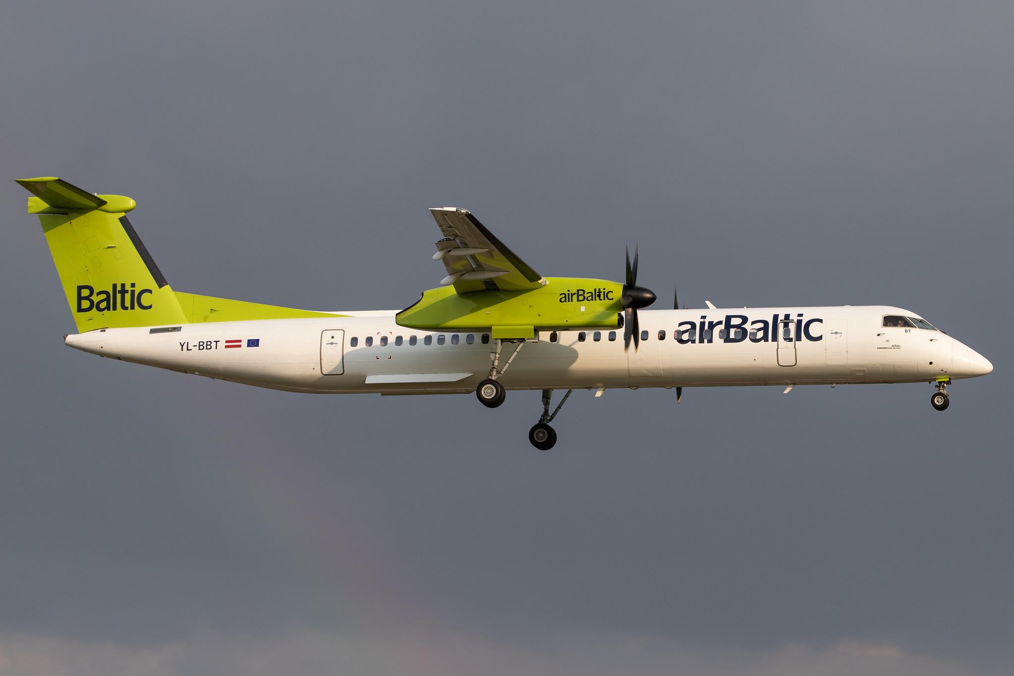 Hamburg Airport: Air Baltic (BT / BTI) | De Havilland Canada Dash 8-400 DH8D | YL-BBT | MSN 4438