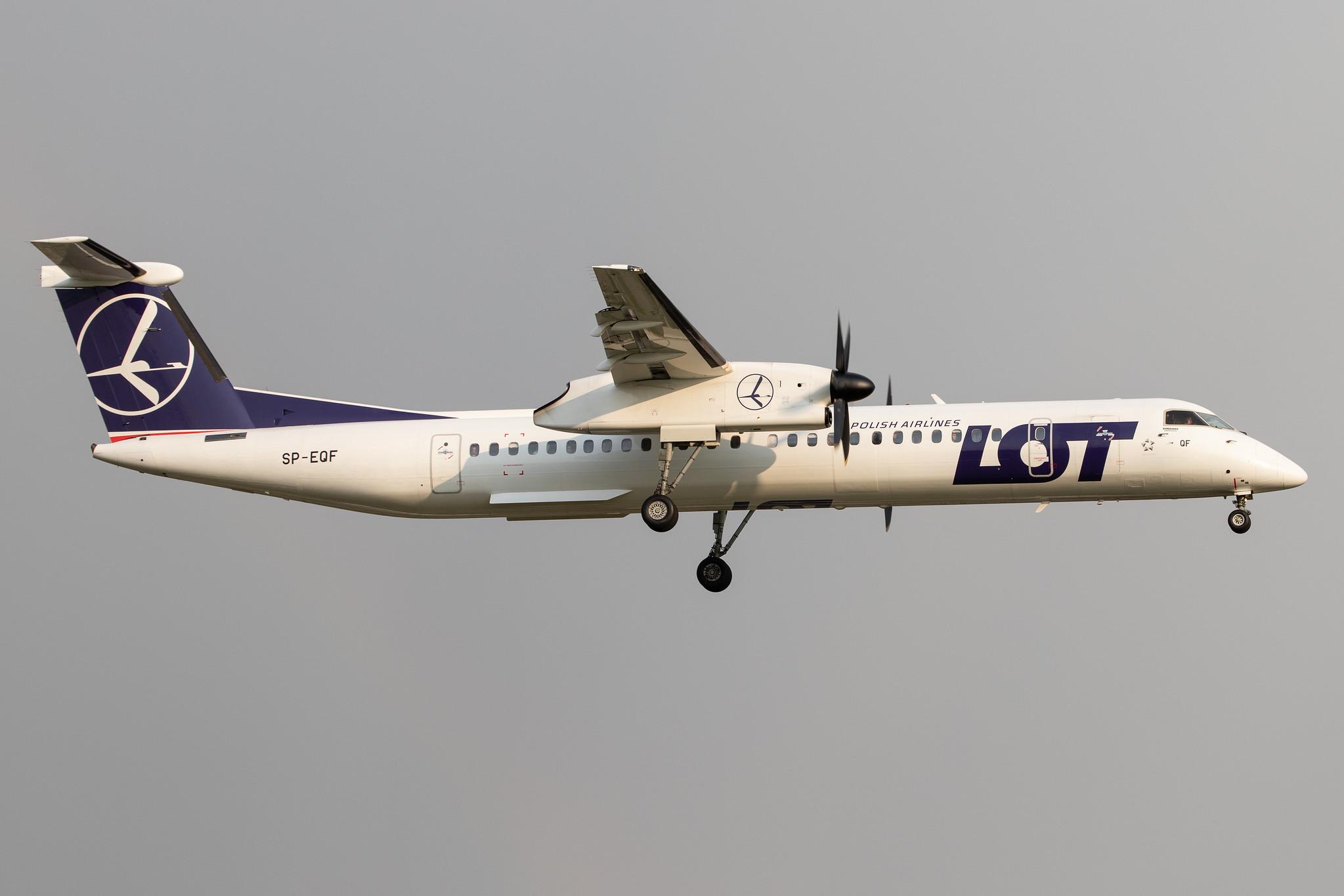 Hamburg Airport: LOT (LO / LOT) | De Havilland Canada Dash 8-400 DH8D | SP-EQF | MSN 4422